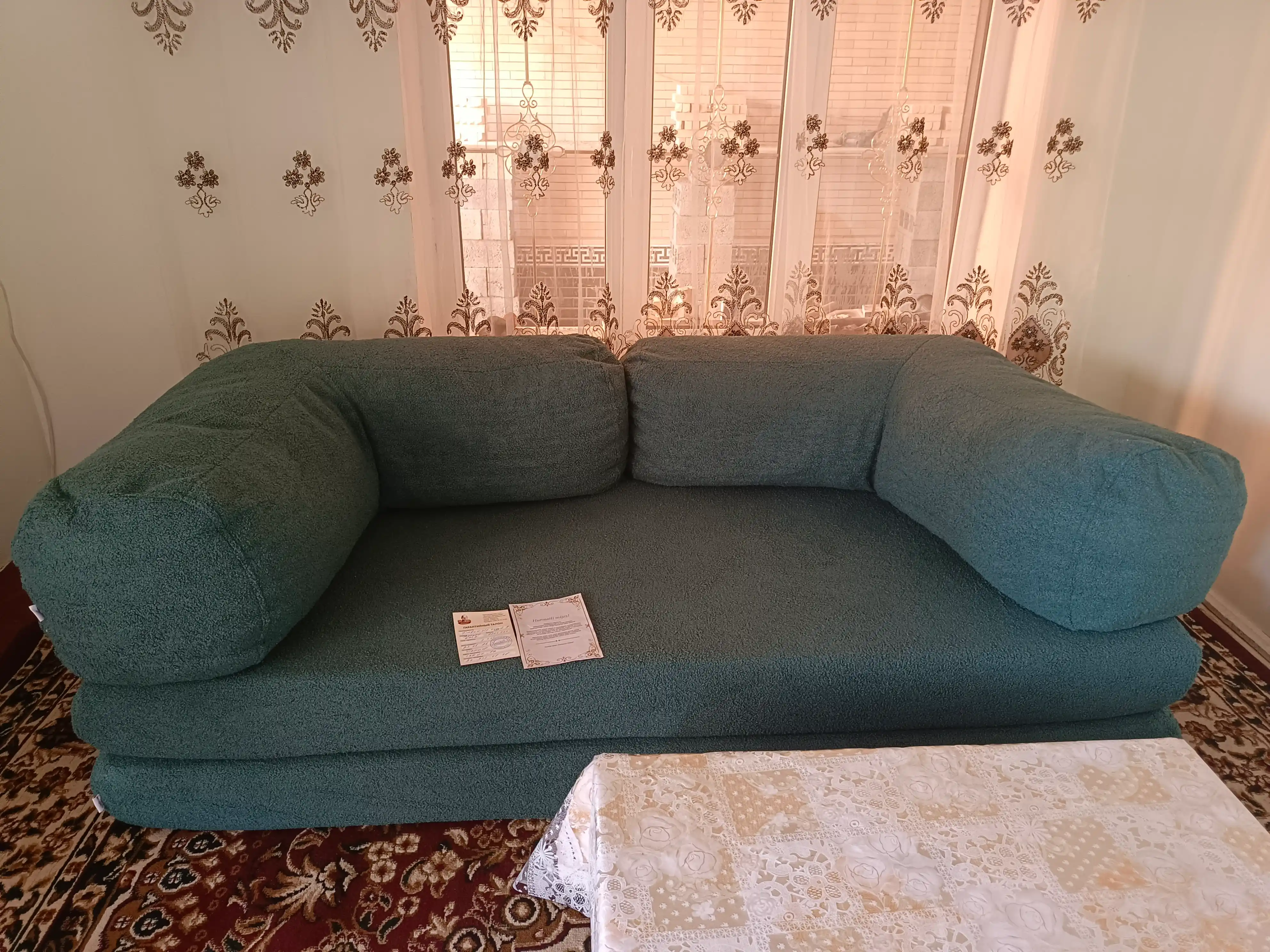 Teddy karkassiz divan-krovat, 3 tasi 1 da divan-transformer, yigʻiladigan divan