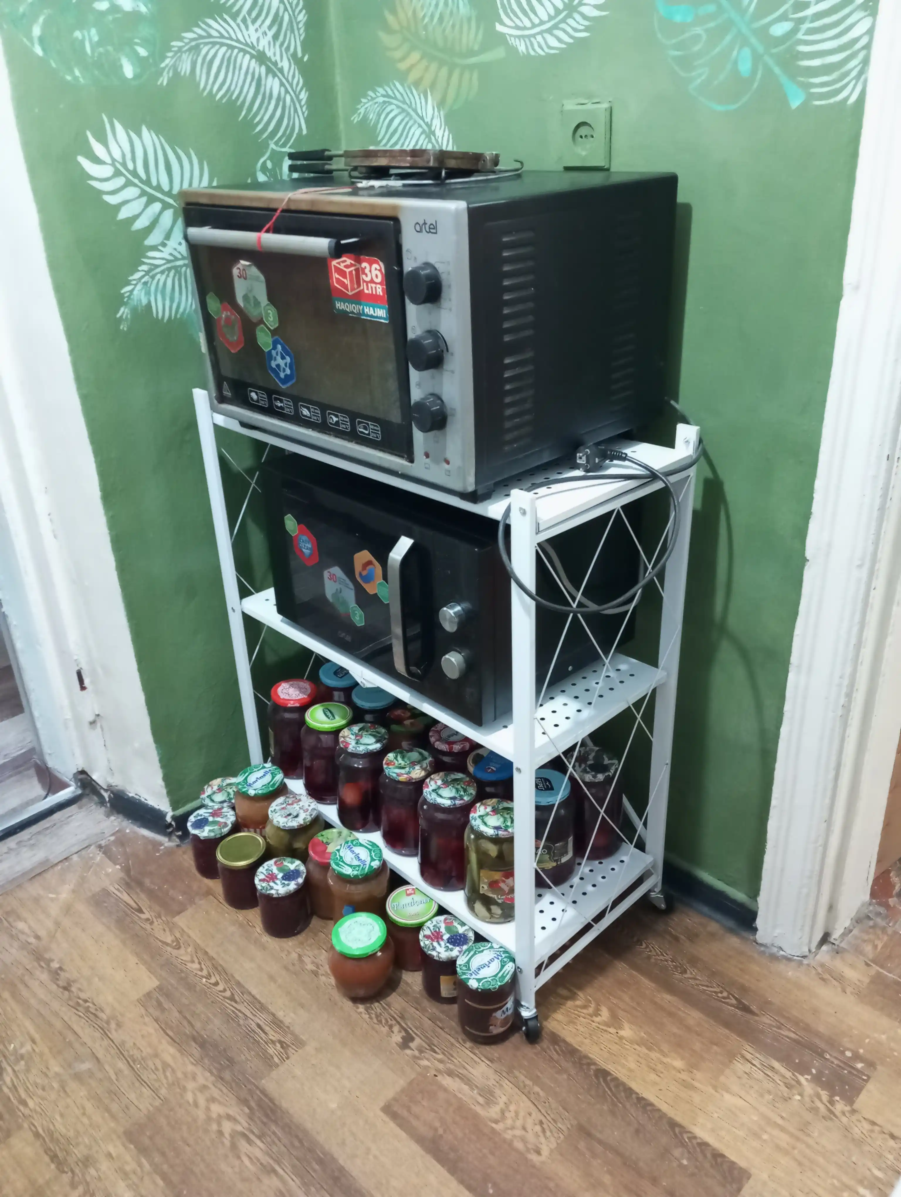 Polda turadigan stellaj temirli g'ildirakli, uy, oshxona va ofis uchun, 3/4/5 tokchali