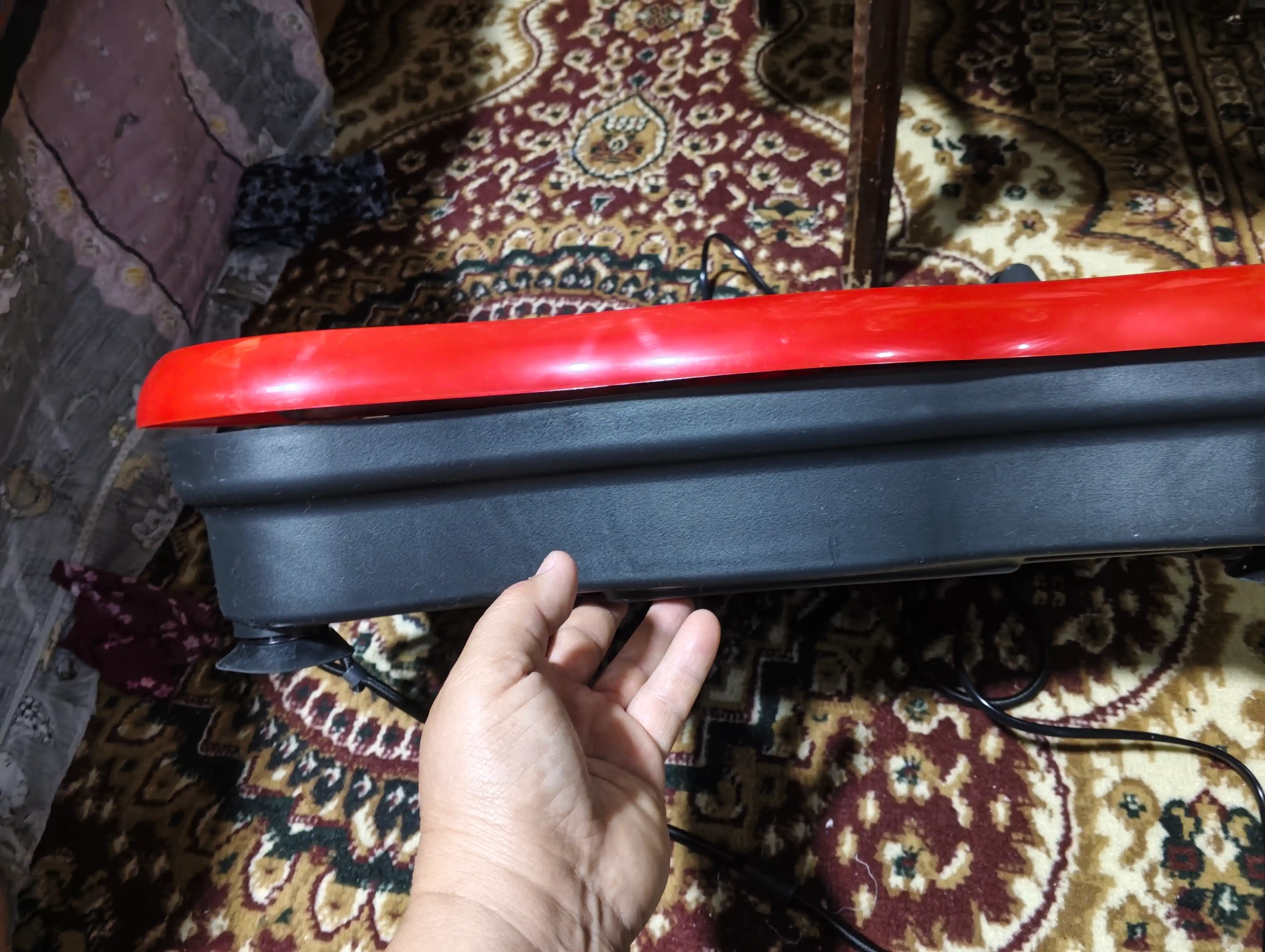 Vibroplatforma FIDGO, ozish va massaj uchun trenajyor, Bluetooth va pult bilan