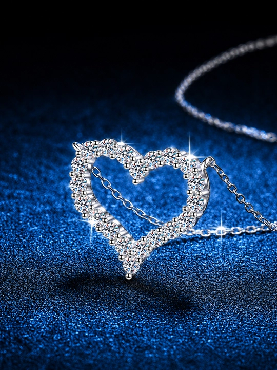 Ayollar uchun GRA Moissanite Yurak Kulonli Zanjir — 925 Proba Sterling Kumush
