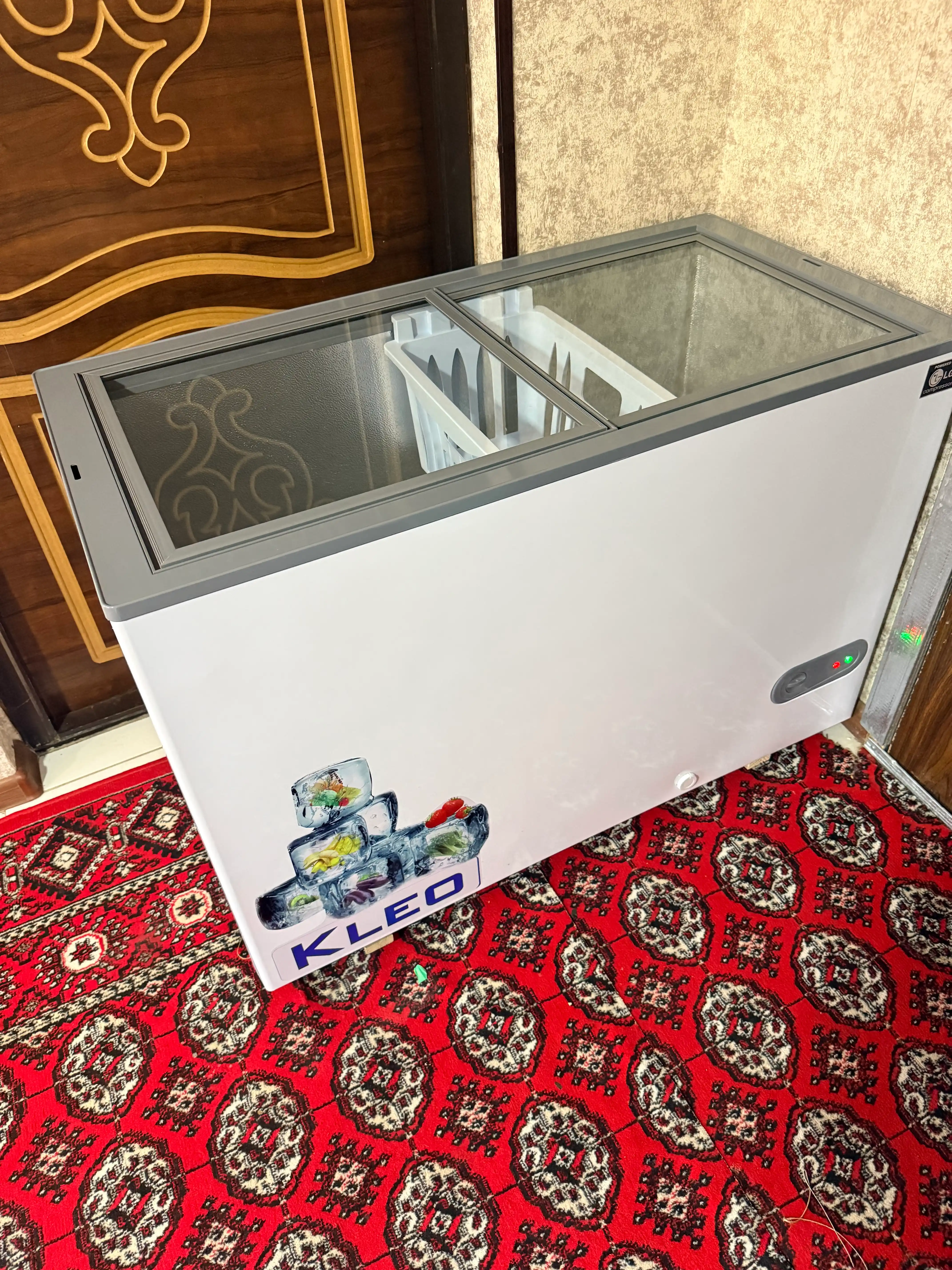 Морозильник Kleo KDF 300, 220 л, R600a, до -23C, энергоэффективный морозильный ларь
