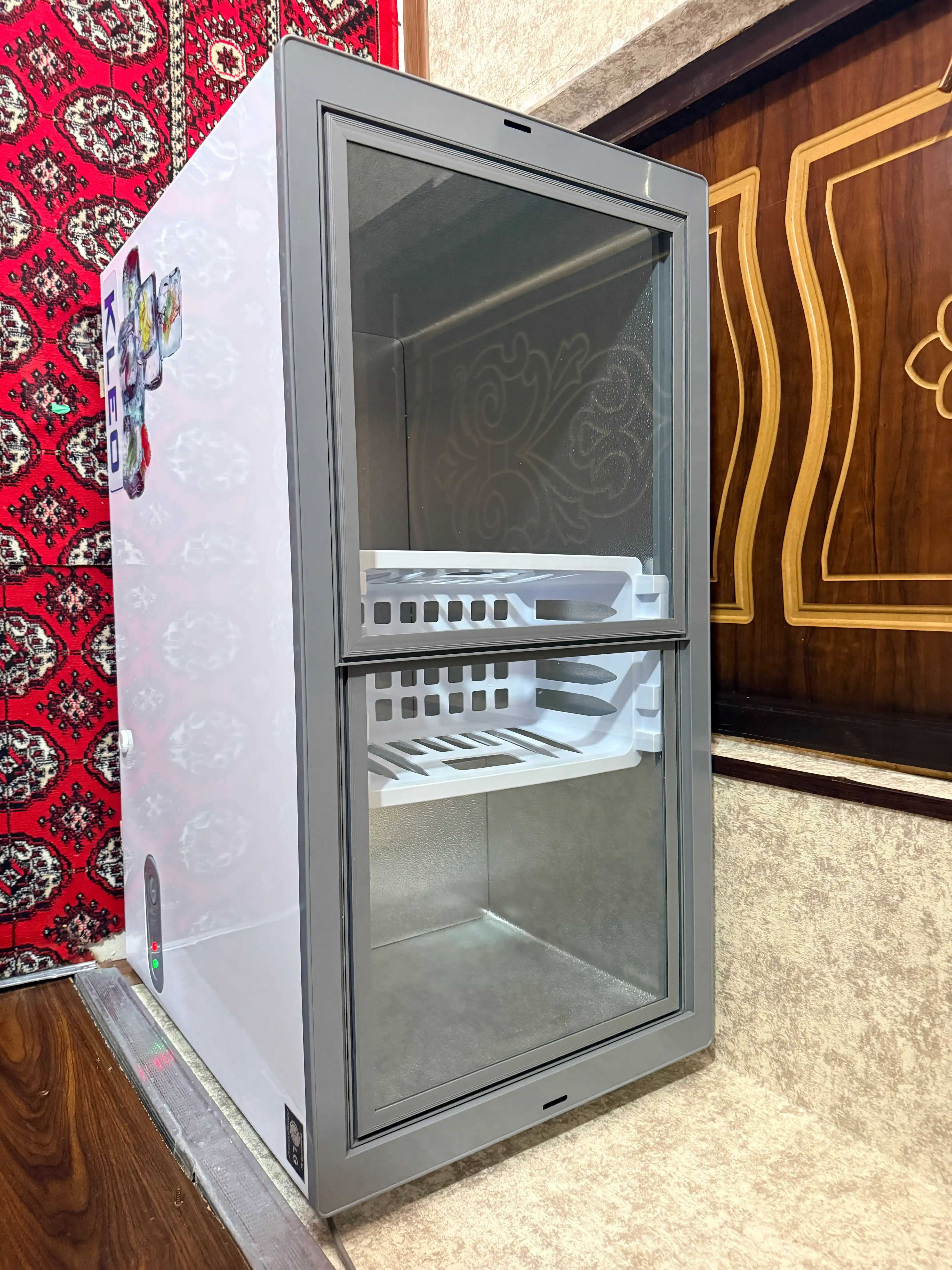 Морозильник Kleo KDF 300, 220 л, R600a, до -23C, энергоэффективный морозильный ларь