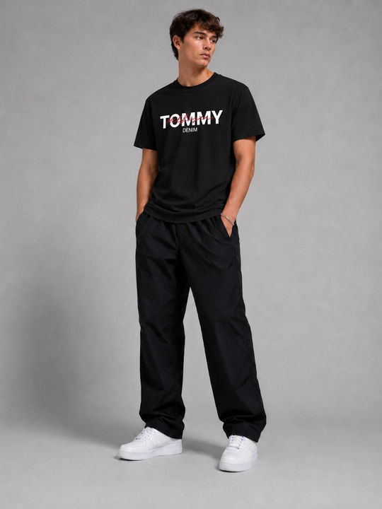 Erkaklar juftligi TOMMY