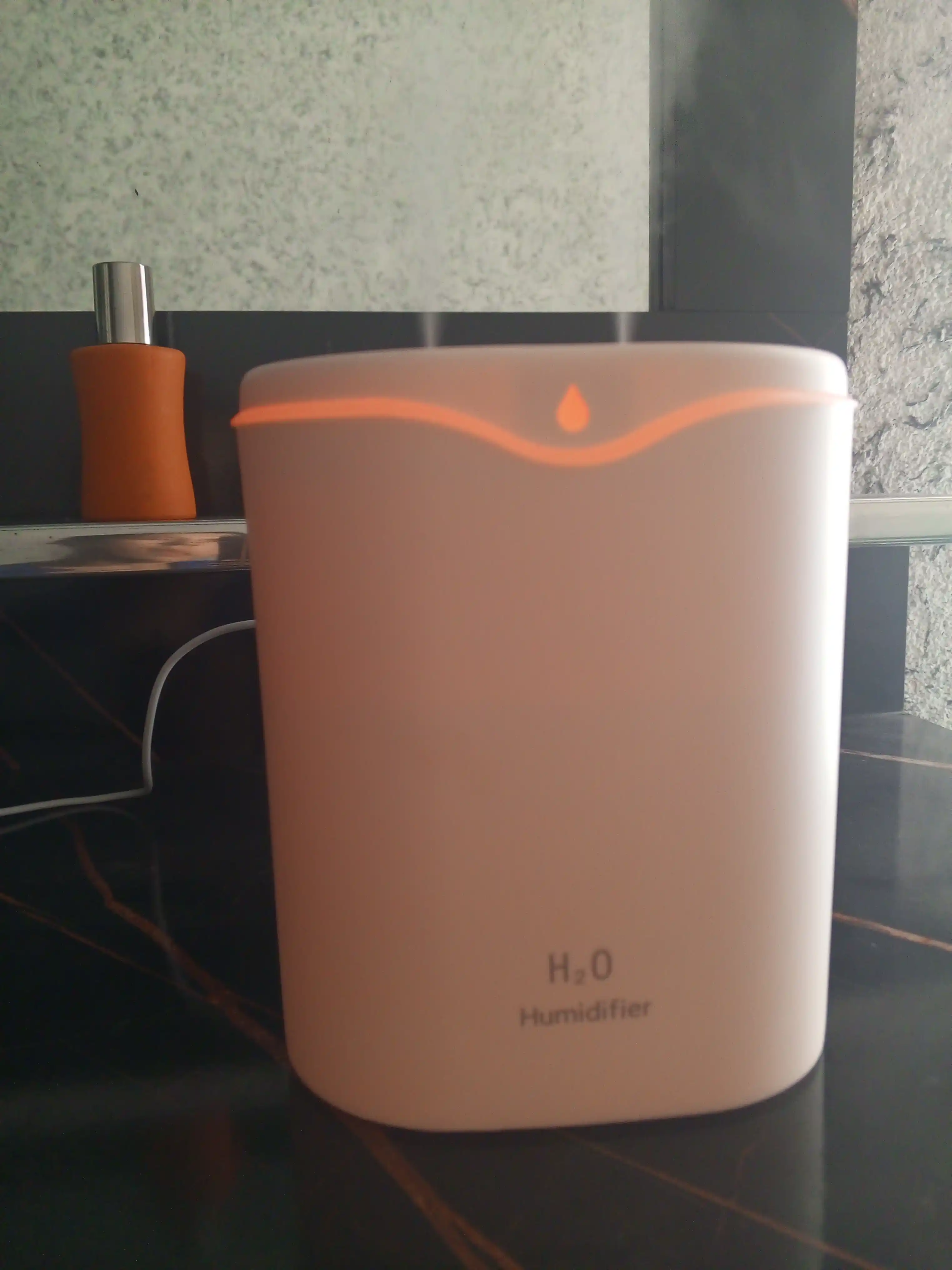 Uy va ofis uchun Bliss Home ultratovushli havo namlagichi, tungi chiroq, 2 litrli aromadiffuzor