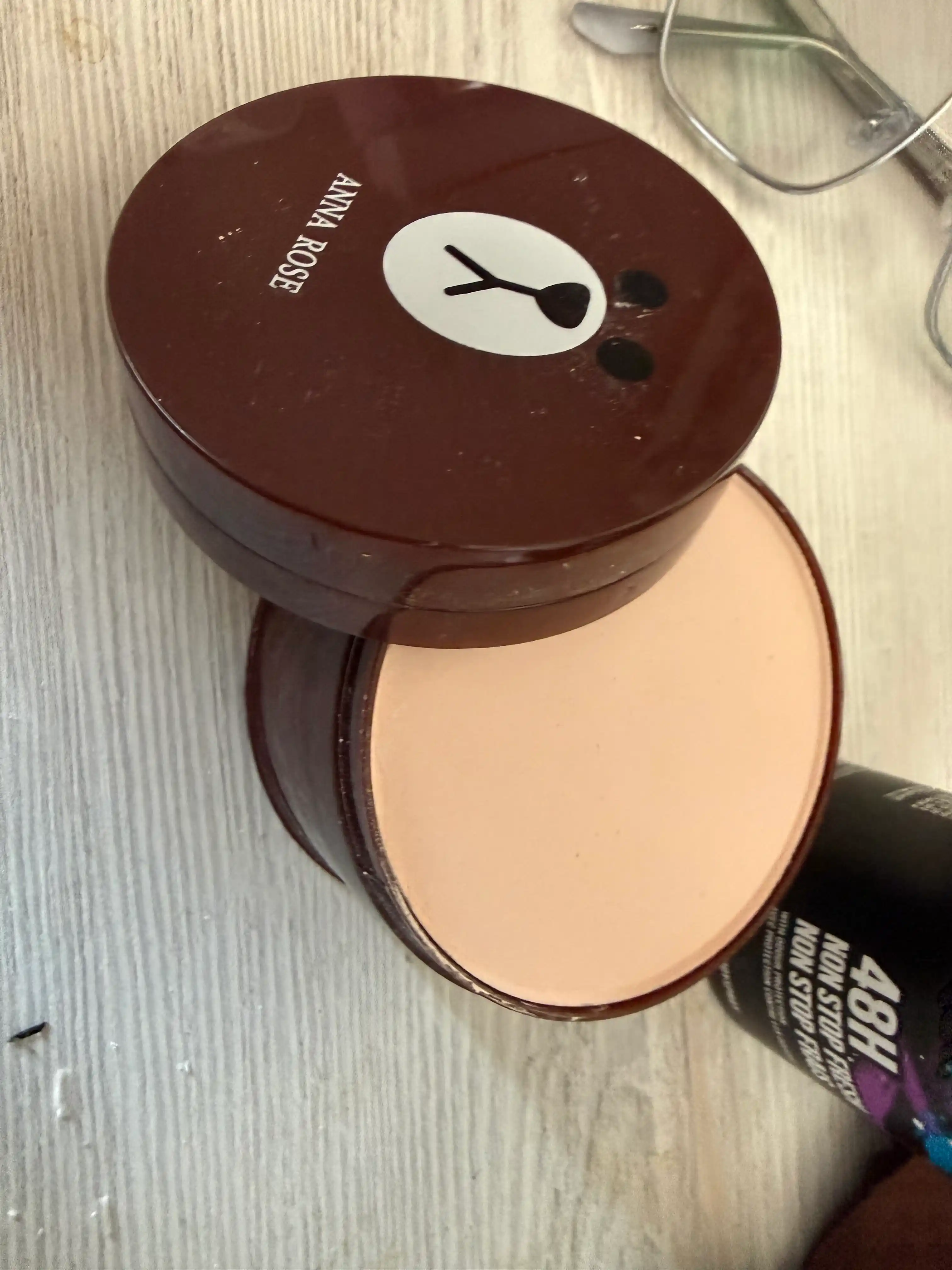 Upa SPF 50 Cushion, yengil, mat effekt, uzoq turadi, yuz uchun upa 