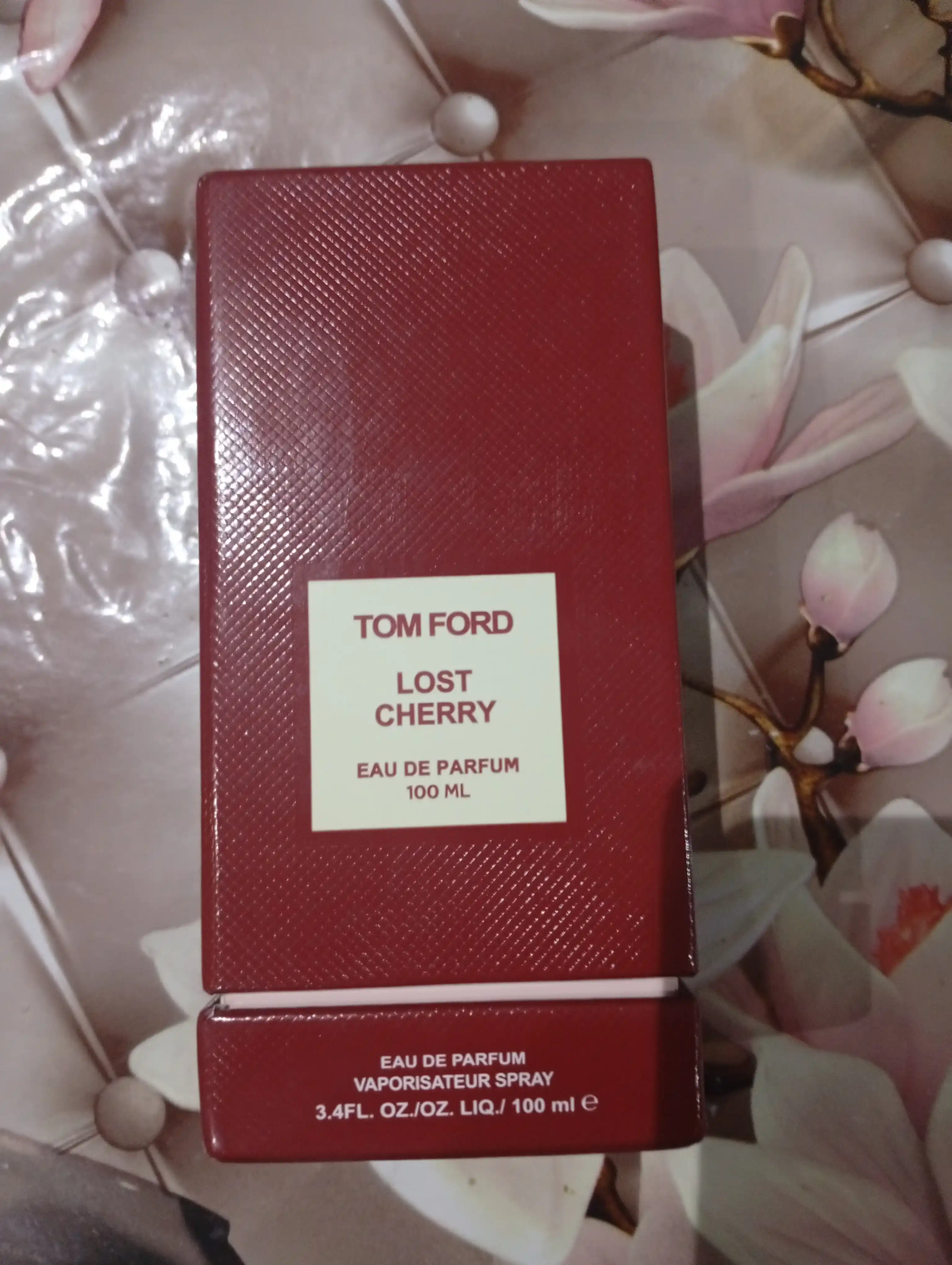 Parfyumlangan suv Lost Cherry, 100 ml