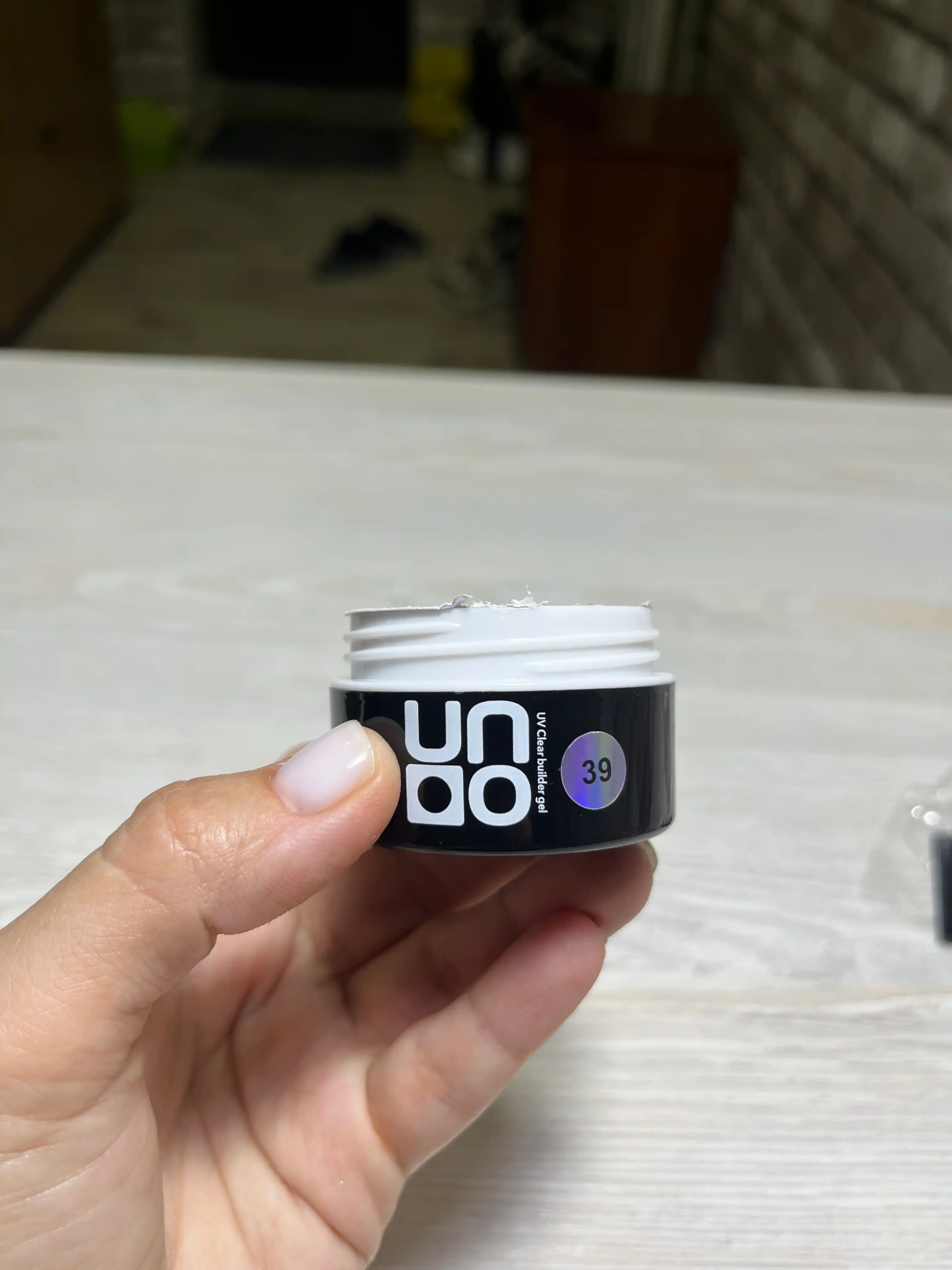UNO Builder Gel — универсальный гель, для укрепления и моделирования ногтей