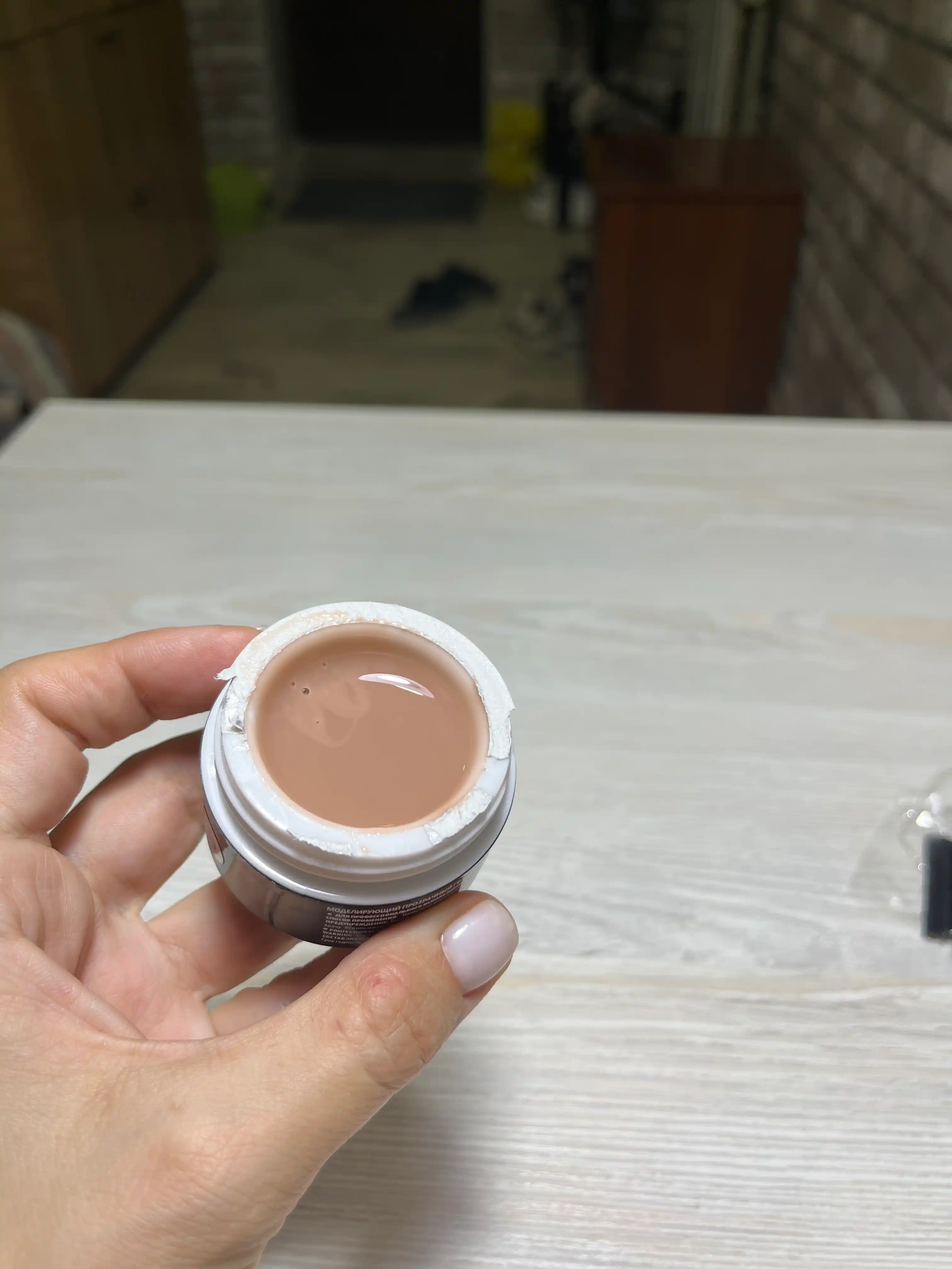 UNO Builder Gel — универсальный гель, для укрепления и моделирования ногтей