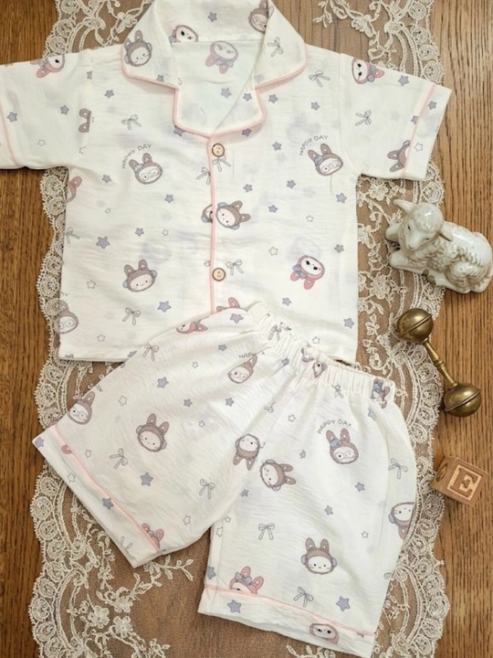 O'g'il bolalar va qiz bolalar yozgi to'plami . pijama