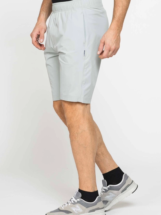 Erkaklar shortisi Carrera Jeans interlok matoli yengil, yozgi