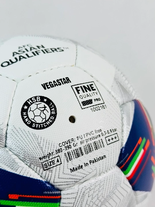 Professional Futbol to'plari, Molten, o'lchami: 5 Sovg'a, igna bilan nasos