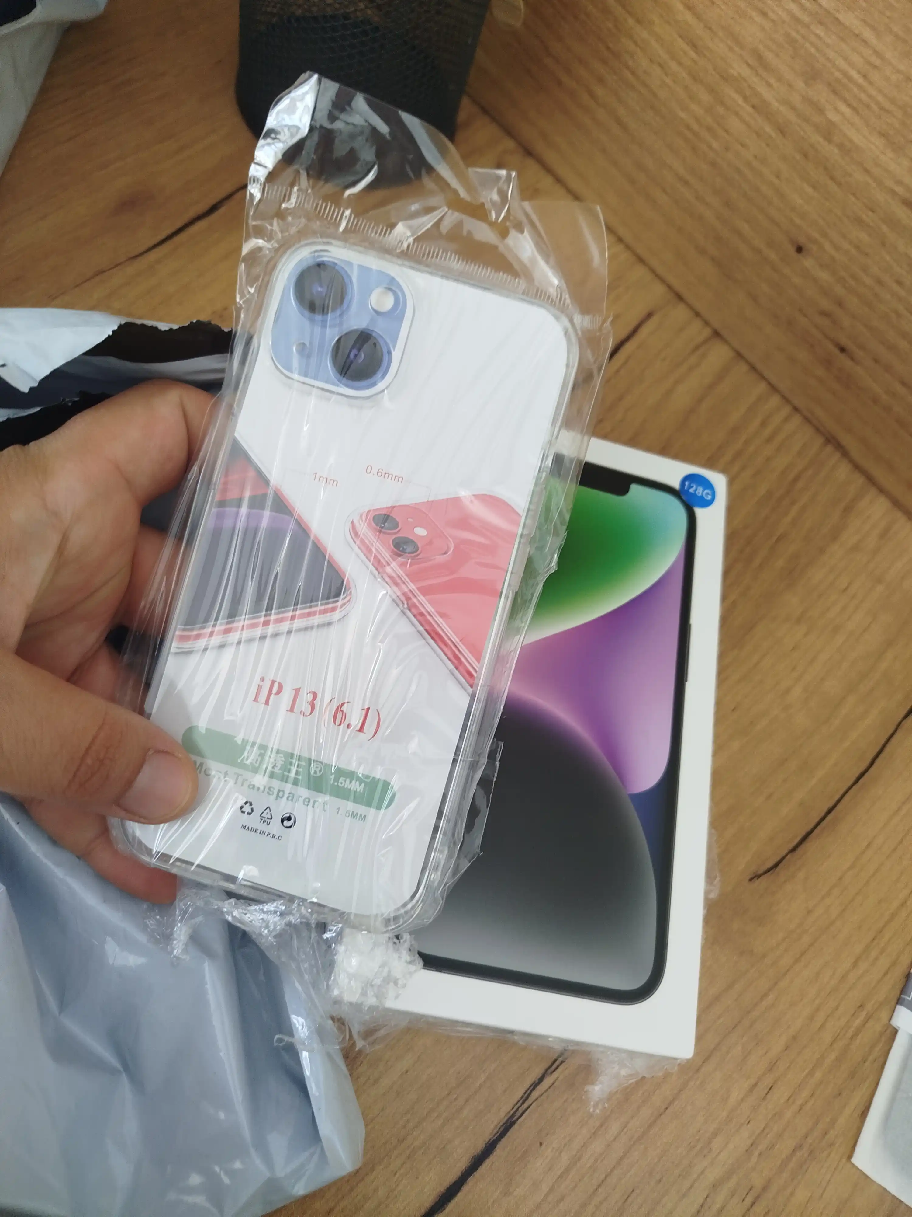 Smartfon Apple iPhone 14, 128/256 GB, SIM+sim, chehol va shisha sovg'a sifatida