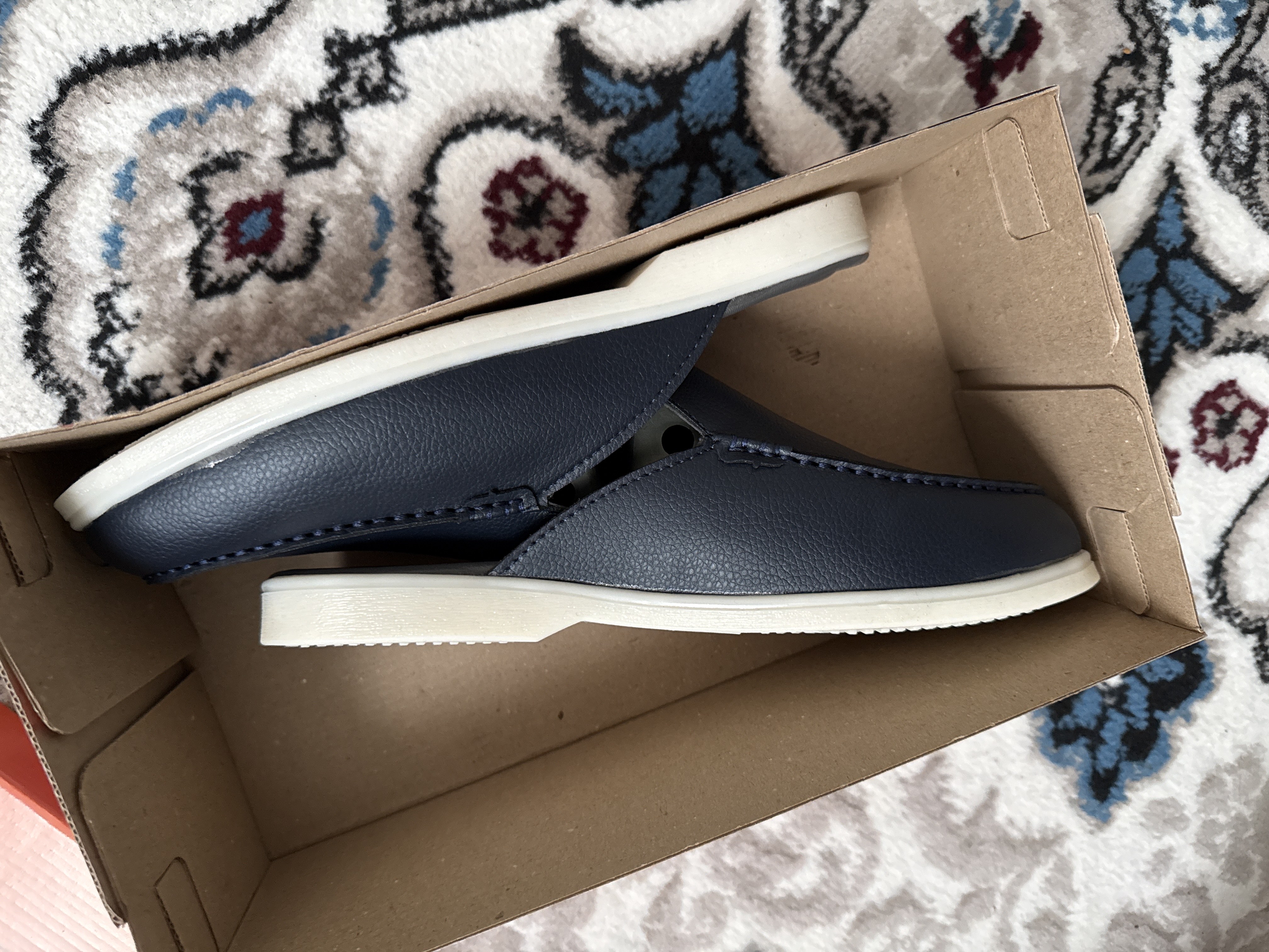 Erkaklar shippagi, ochiq poshnali, yengil, qulay shippak, 39-44