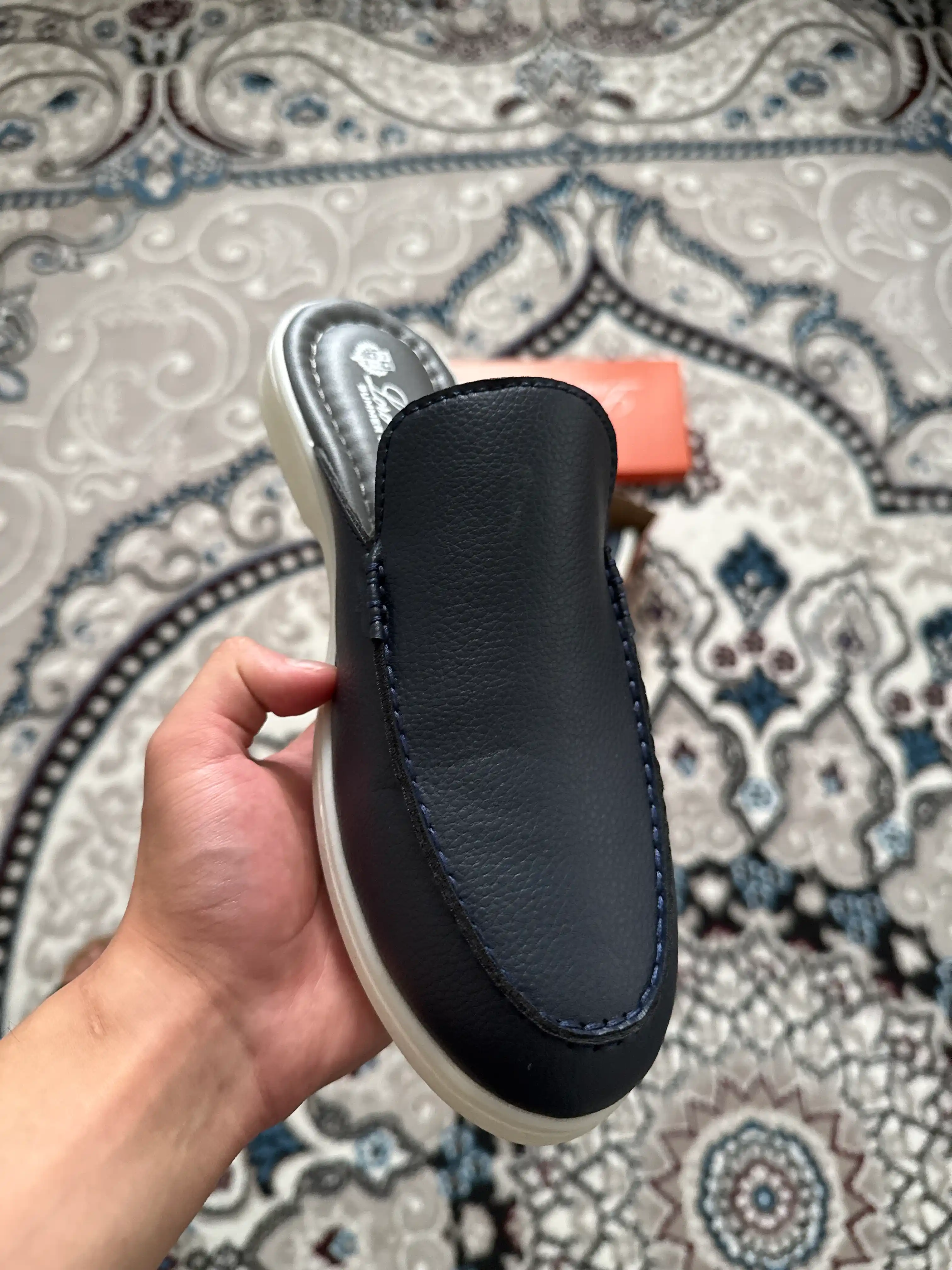 Erkaklar shippagi, ochiq poshnali, yengil, qulay shippak, 39-44