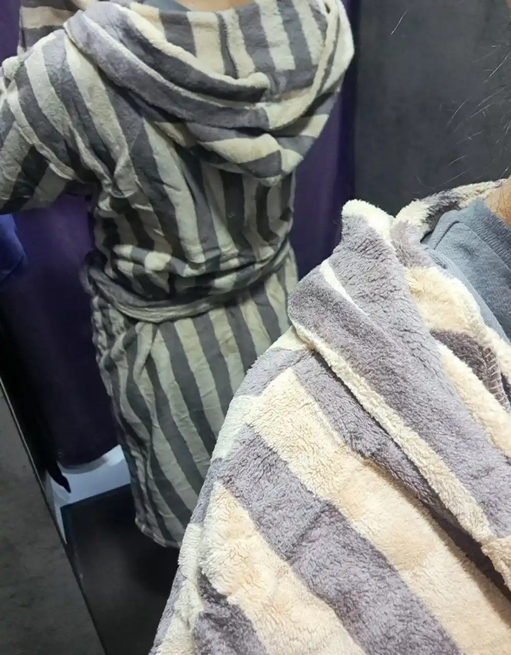 Erkaklar va ayollar cho‘milish xalati, belbog‘li, uyda kiyiladigan, yumshoq, issiq