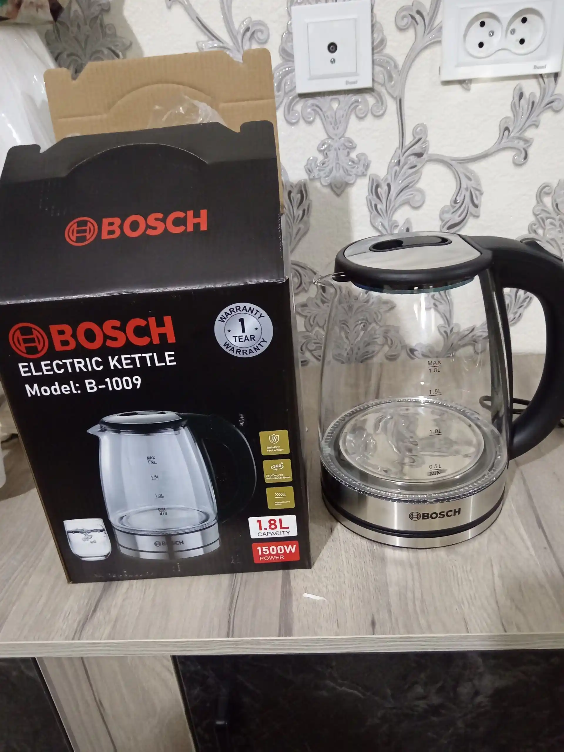 Tefal elektr choynak BOSCH 1.8L — 1500W quvvatli, LED yoritgichli zamonaviy choynak