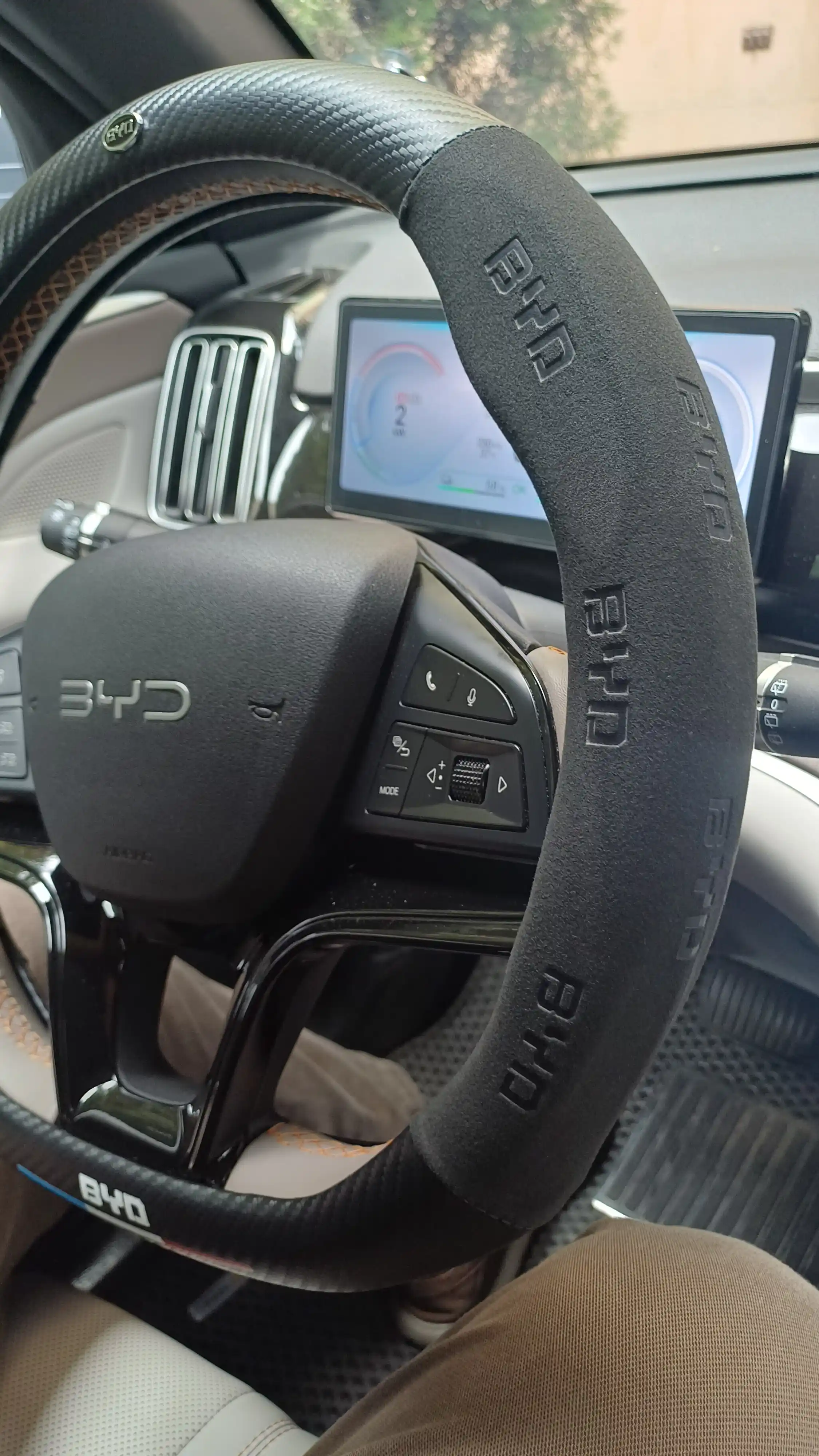 Карбоновый чехол на руль, оплетка руля на все модели BYD, D форма руля, алькантара