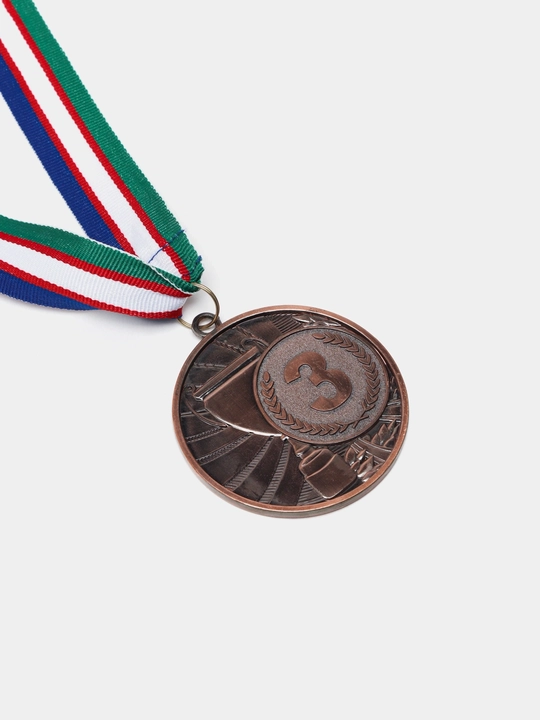 Sovrin medali, lentadagi metall, 1-oʻrin oltin, 2-oʻrin kumush, 3-oʻrin bronza