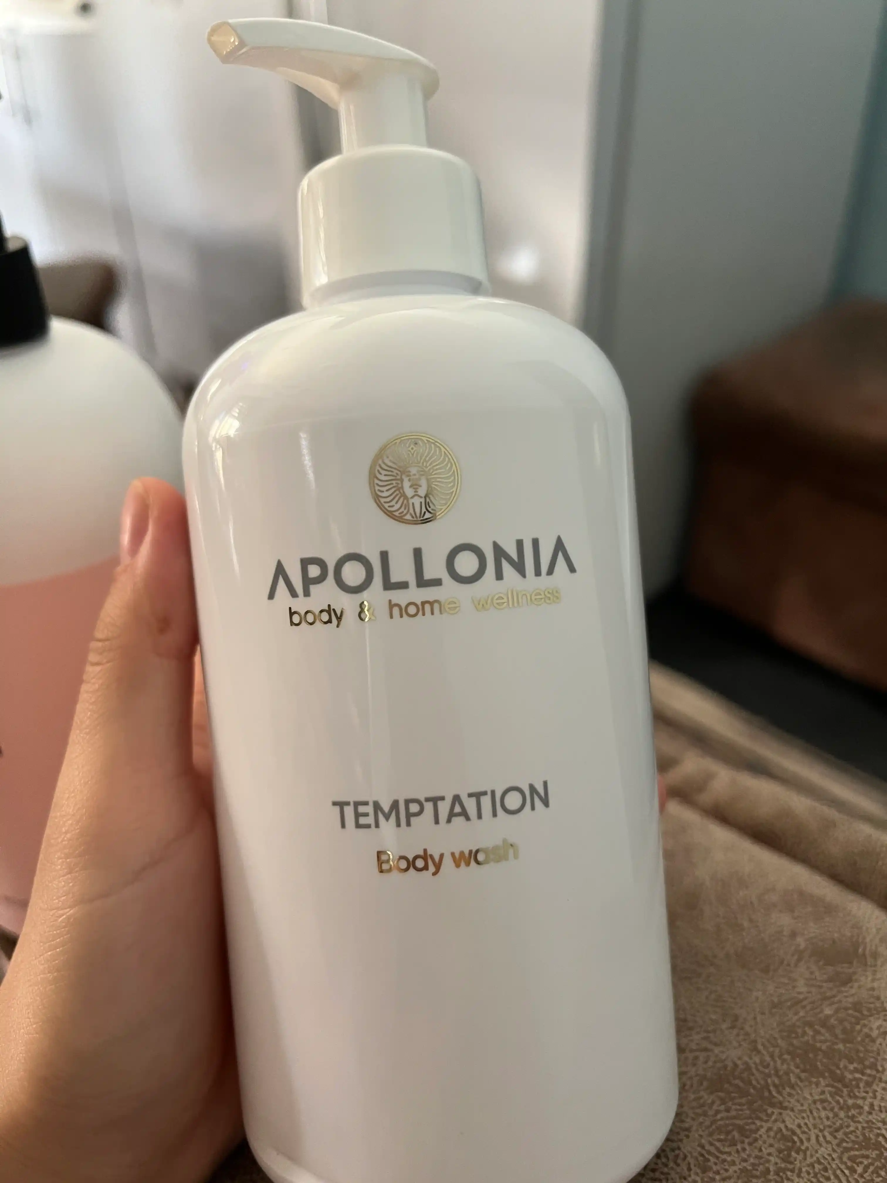 APOLLONIA Парфюмированный гель для душа, 500 мл, Purity, Temptation, Pleasure Body wash