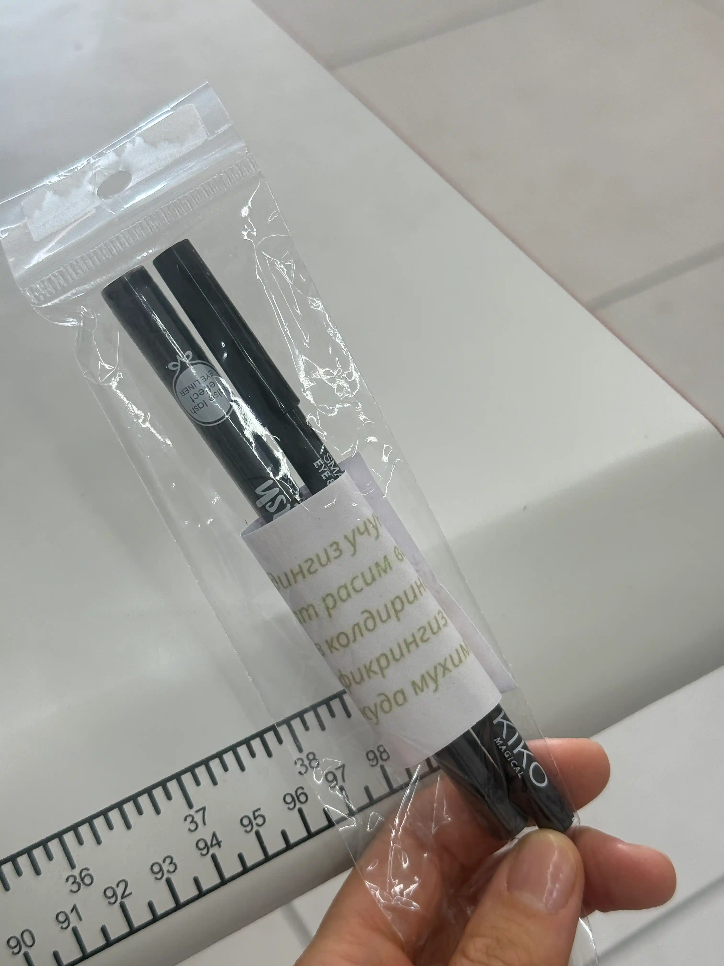 Подводка для глаз KIKO Milano Winged Eyeliner