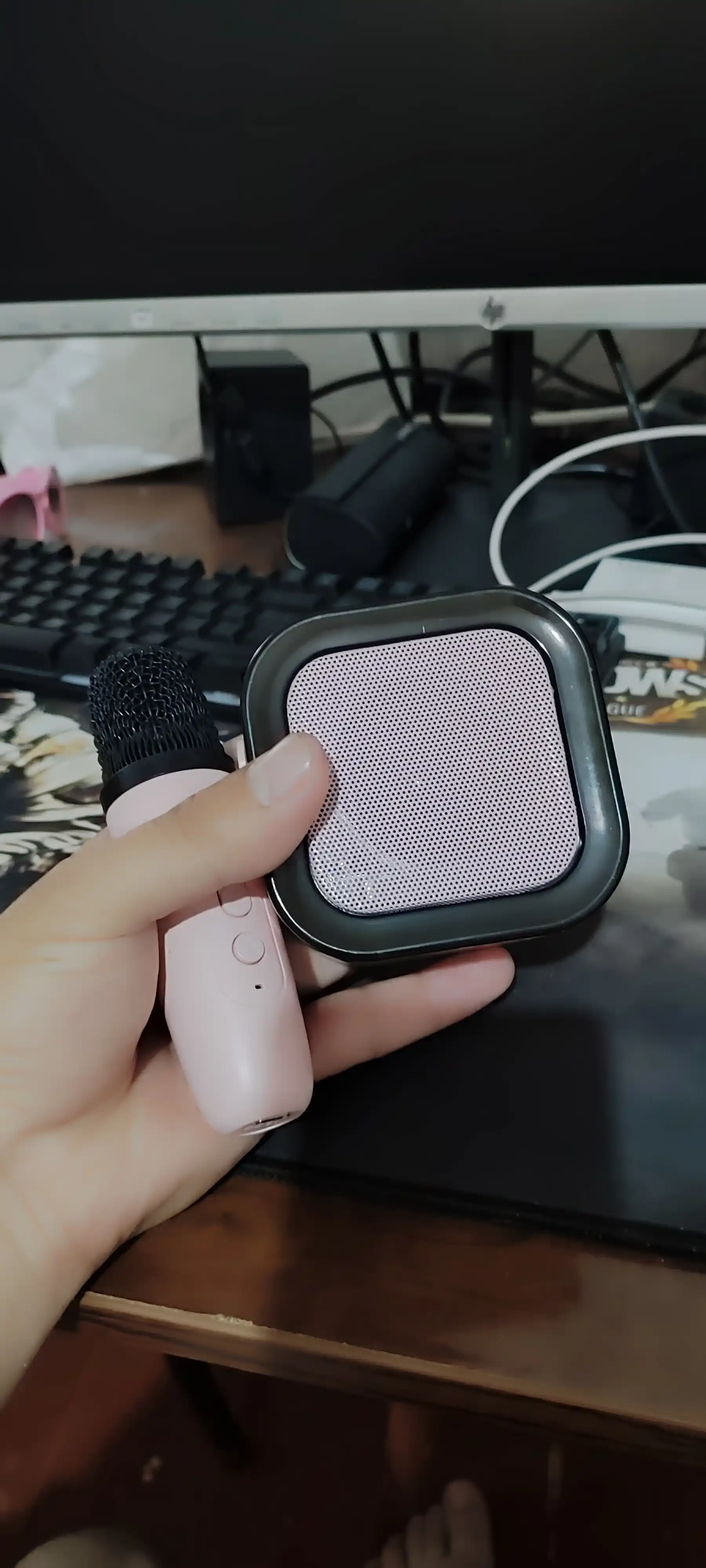Колонка музыкальная караоке bluetooth RGB, c 1 одним микрофоном type-c