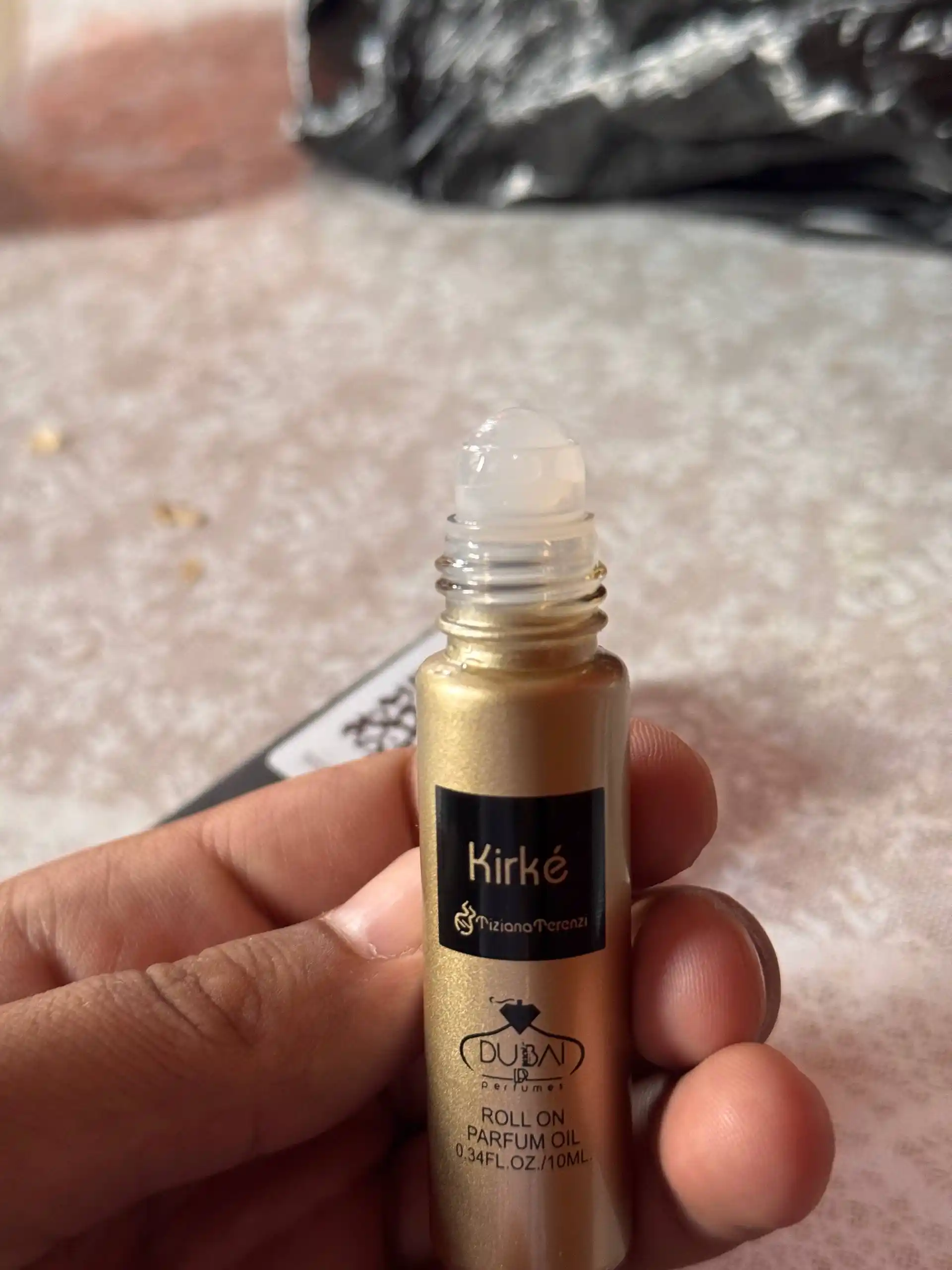 Yog'li atir Kirki ayollar va erkaklar uchun, 10 ml