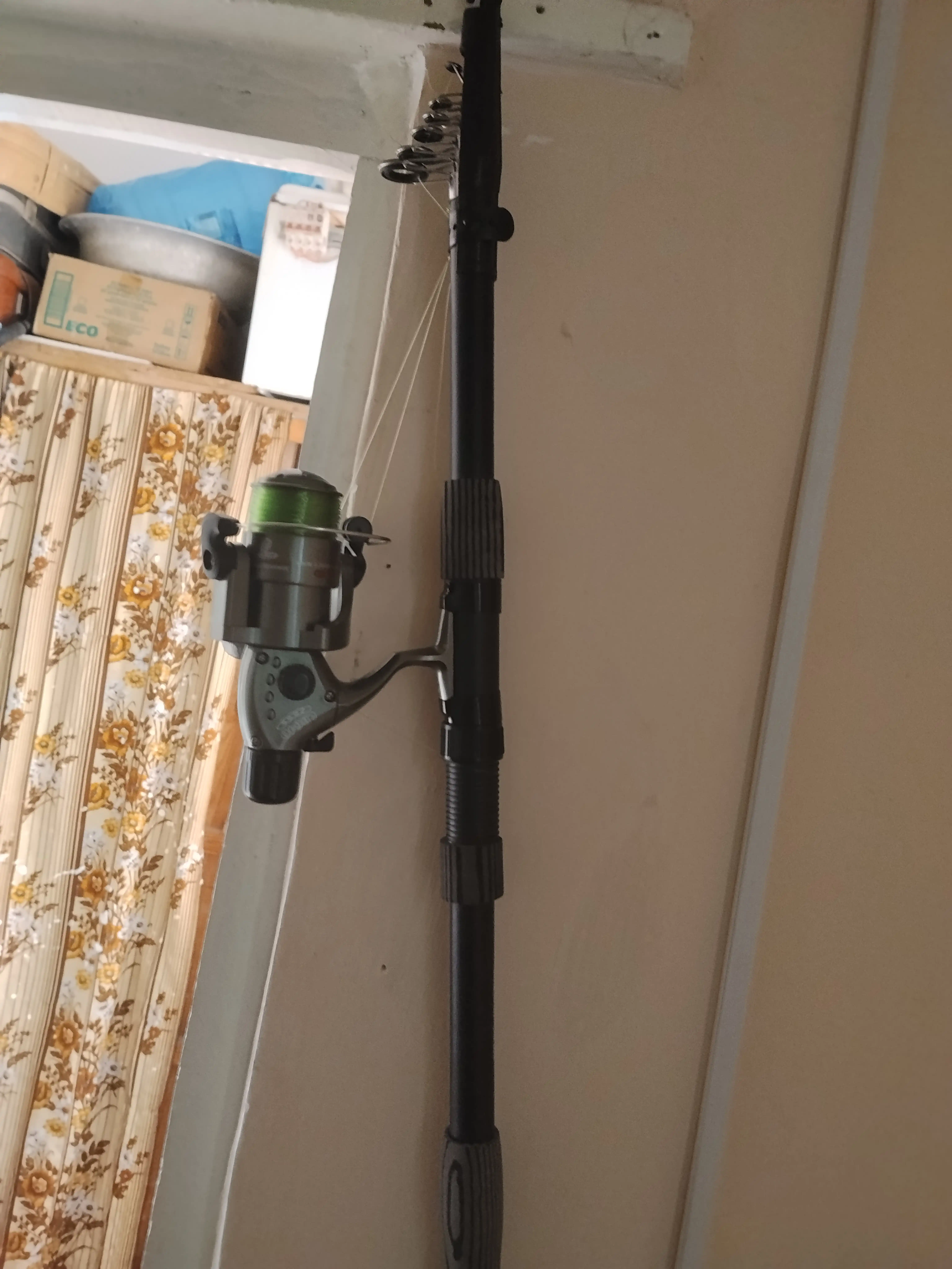 Spinning uchun g‘altak, baliq ovlash uchun, fiderli kobra