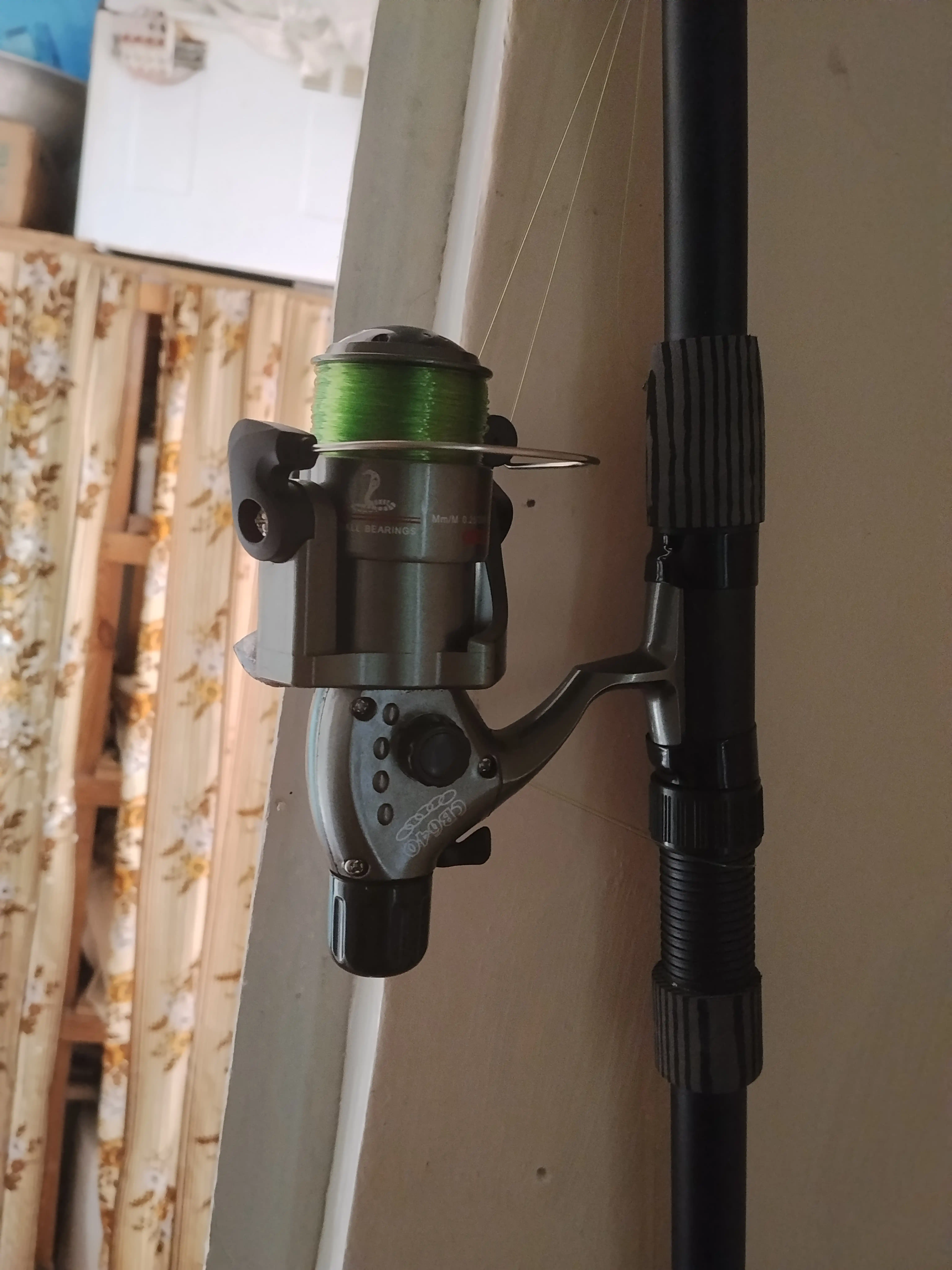 Spinning uchun g‘altak, baliq ovlash uchun, fiderli kobra