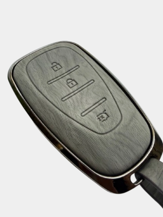 Chevrolet Onix avtomobil pulti uchun premium g‘ilof, eko charm va metall ramkali, brelokli