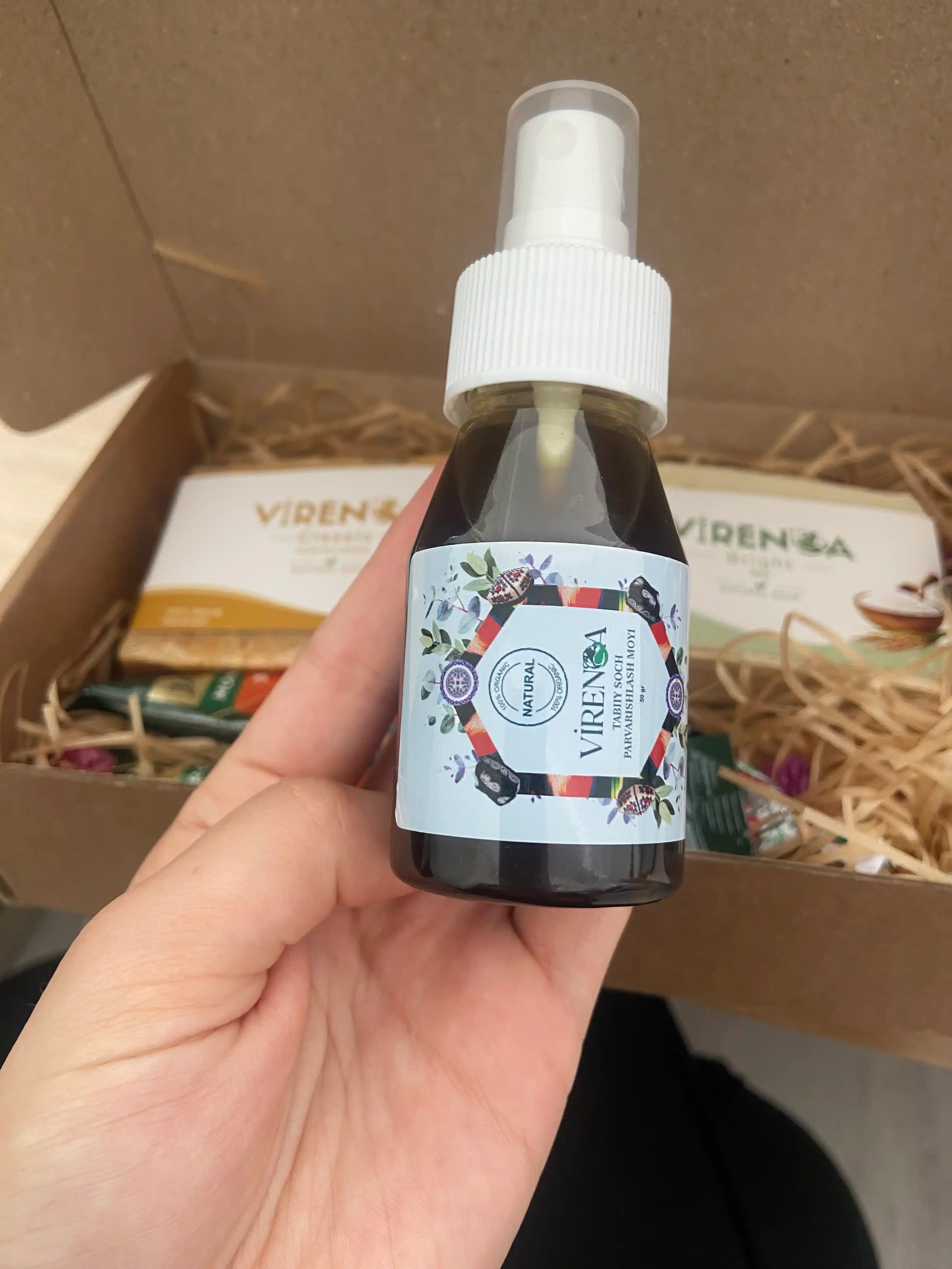 Tabiiy oqartiruvchi yuz sovuni Virenoa Classic kurkuma va meyan ildizi bilan, 100 g Bright
