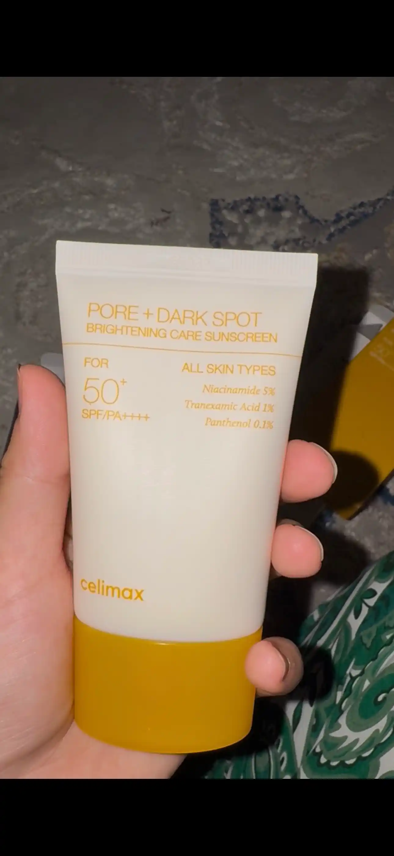 Quyoshdan himoyalovchi krem SPF 50+ PA++++ Celimax