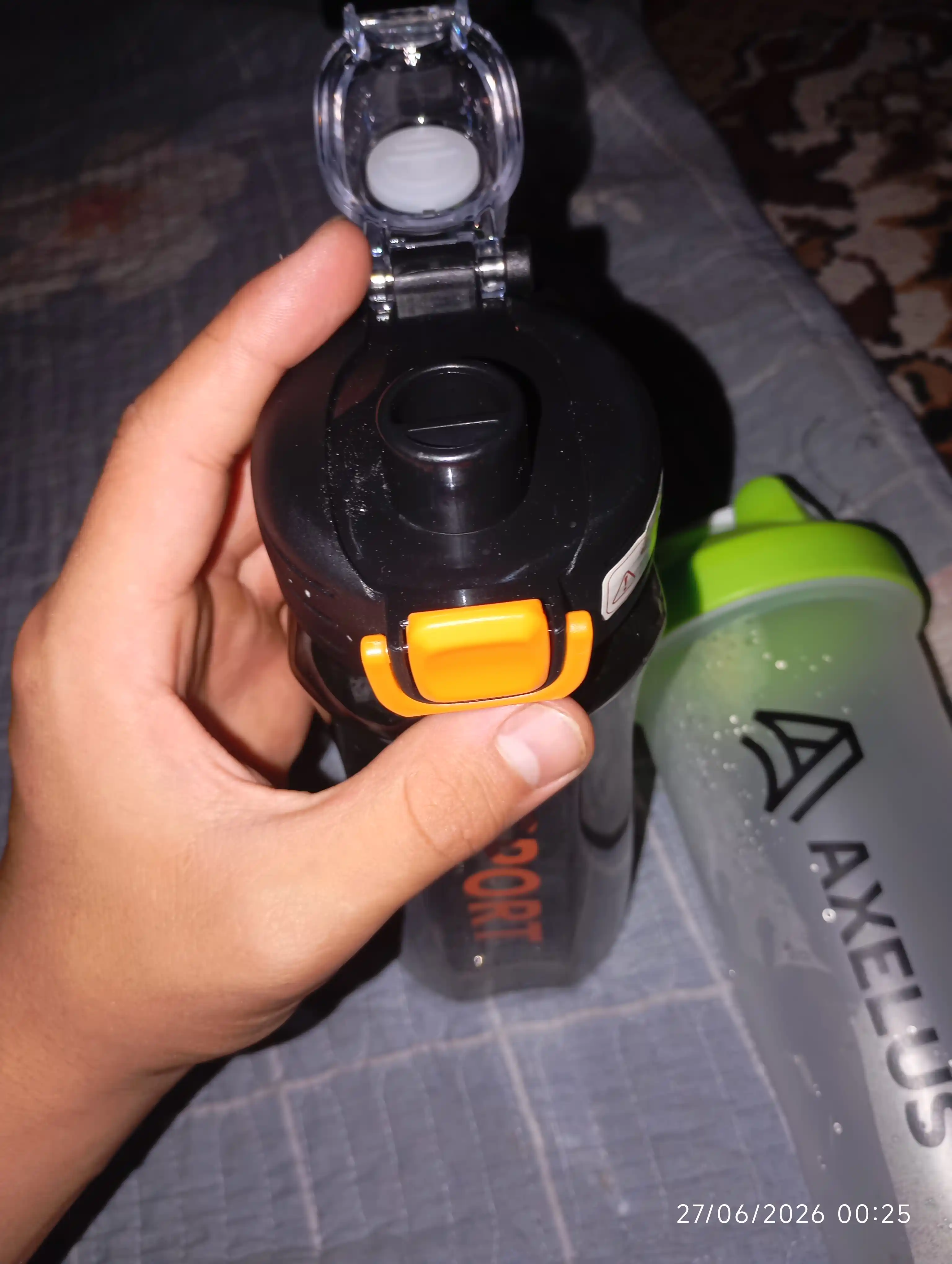 Sport suv idishi, 450/750/1200 ml, naychali va naychasiz, germetik