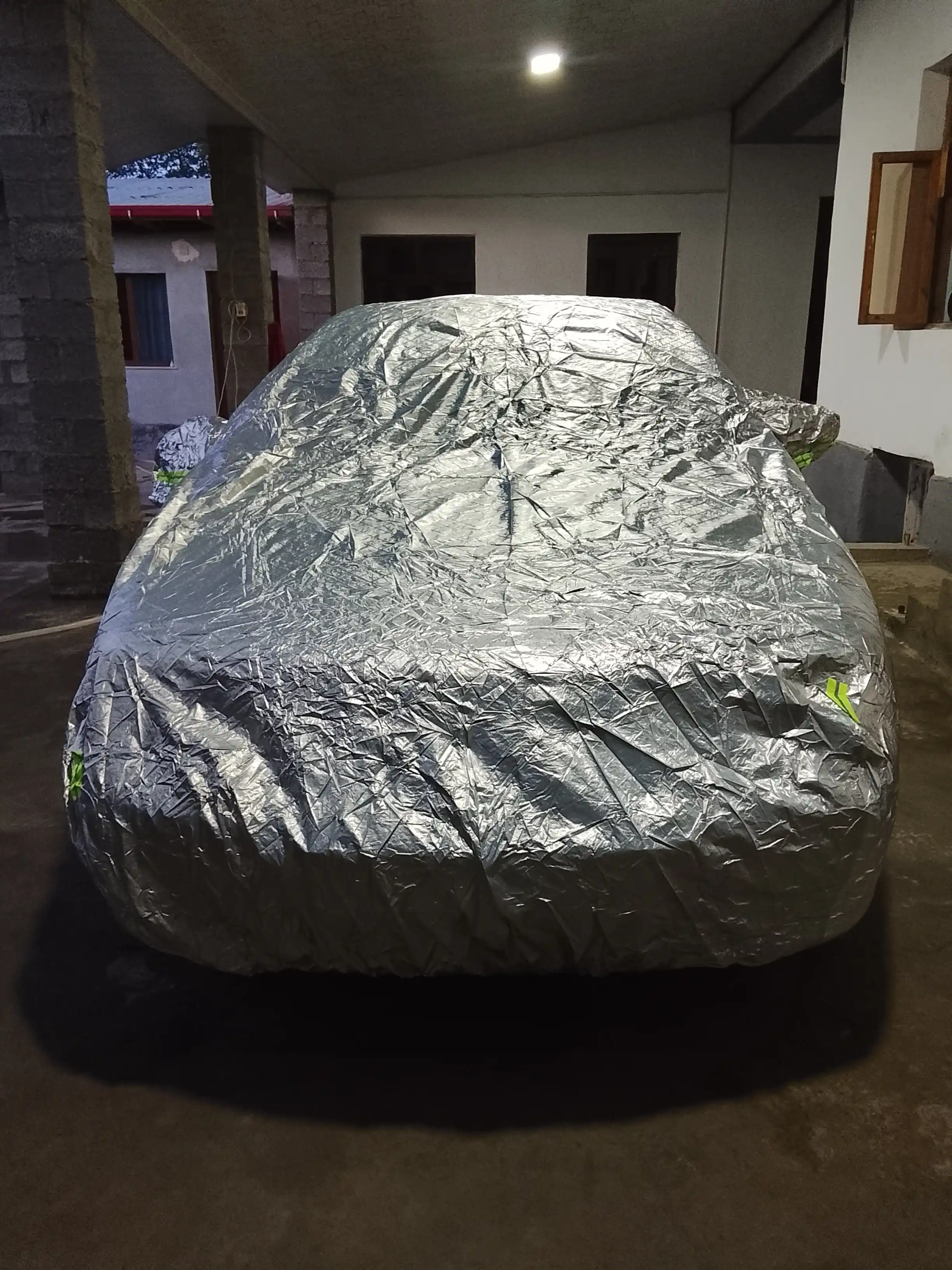TENT barcha mavsumlarga mos keladigan universal suv o‘tkazmaydigan himoya g‘ilofi