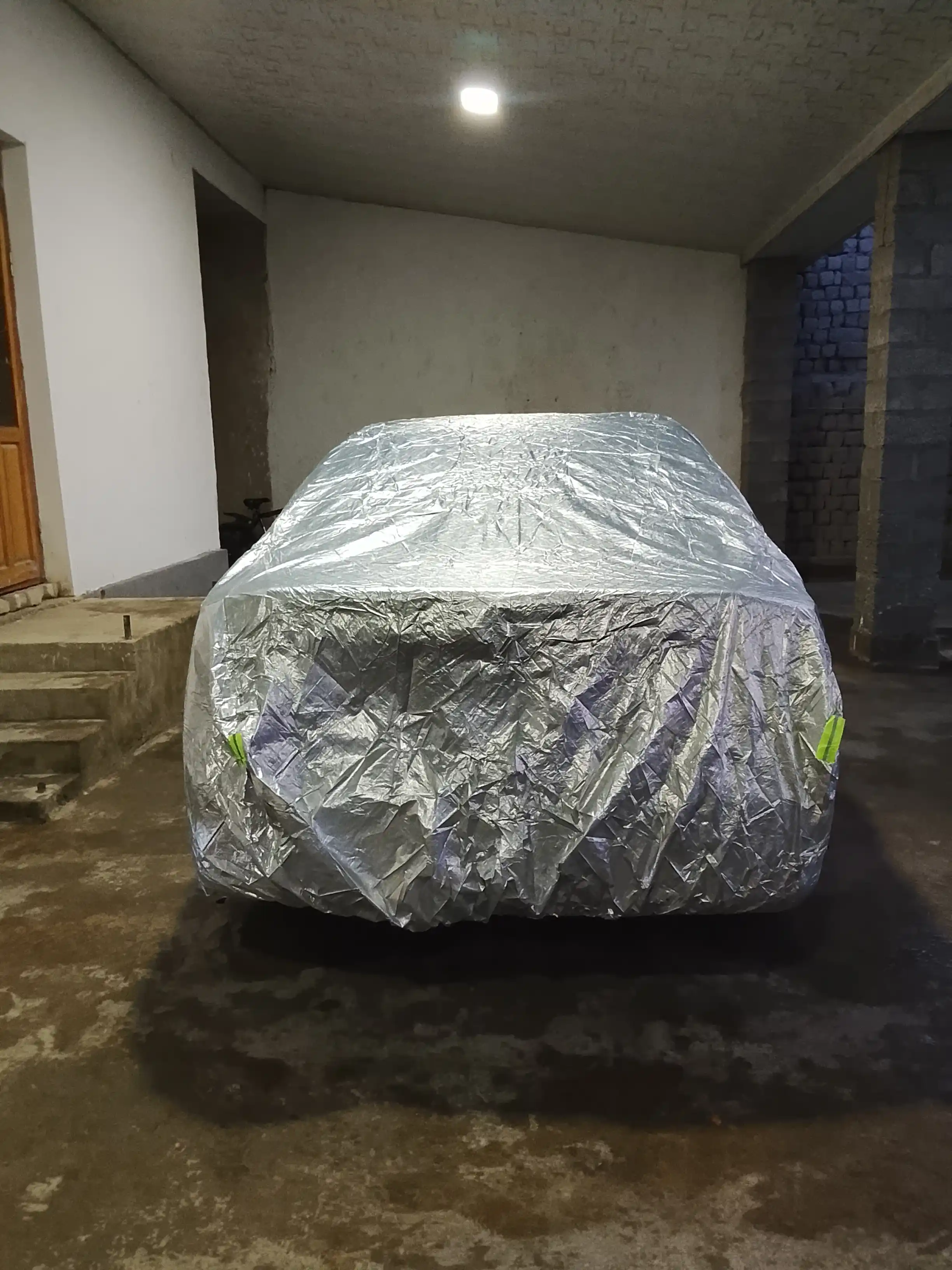 TENT barcha mavsumlarga mos keladigan universal suv o‘tkazmaydigan himoya g‘ilofi