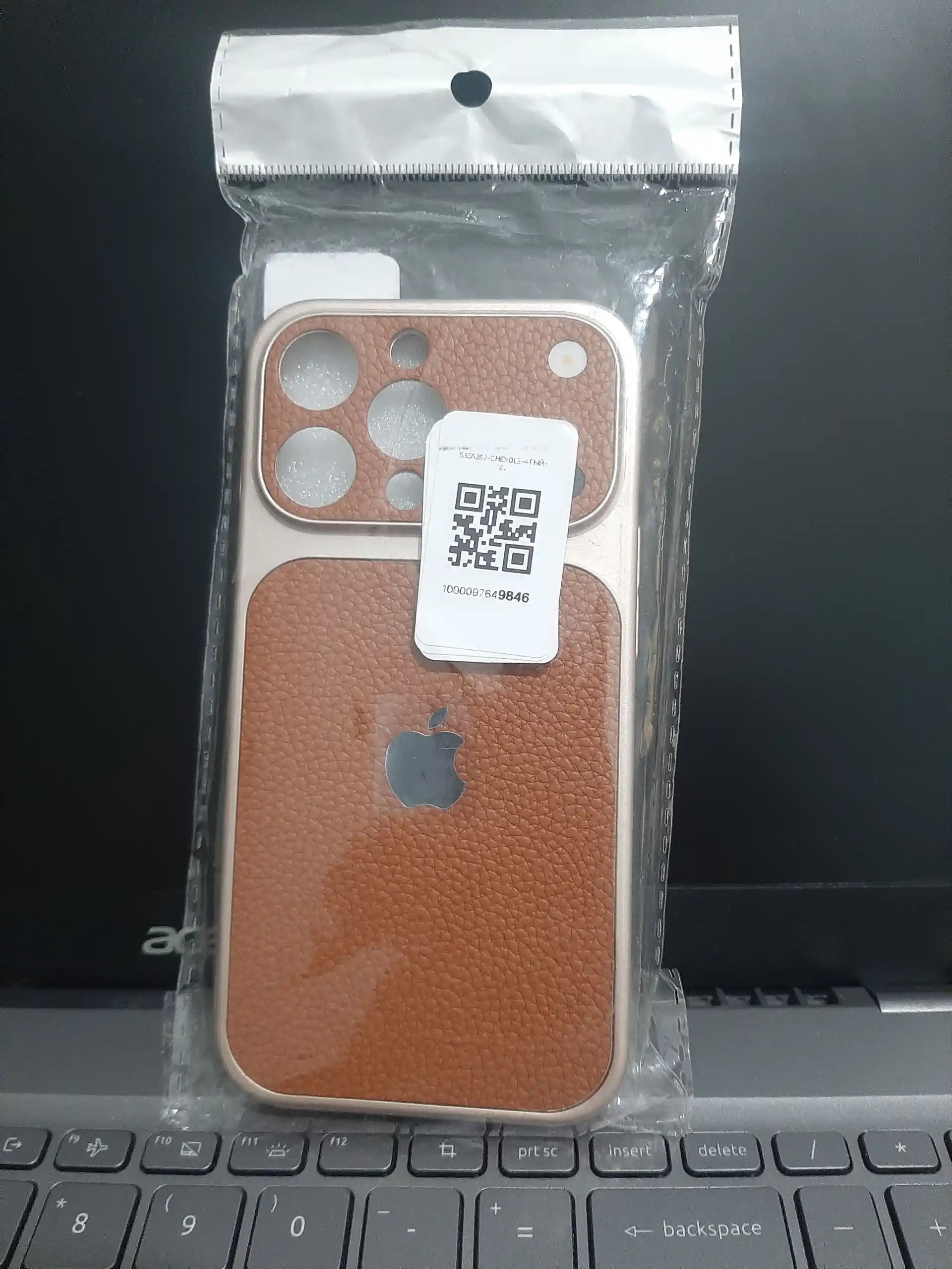 IPhone 17 Pro uslubida chexol iPhone Pro va Pro Max uchun