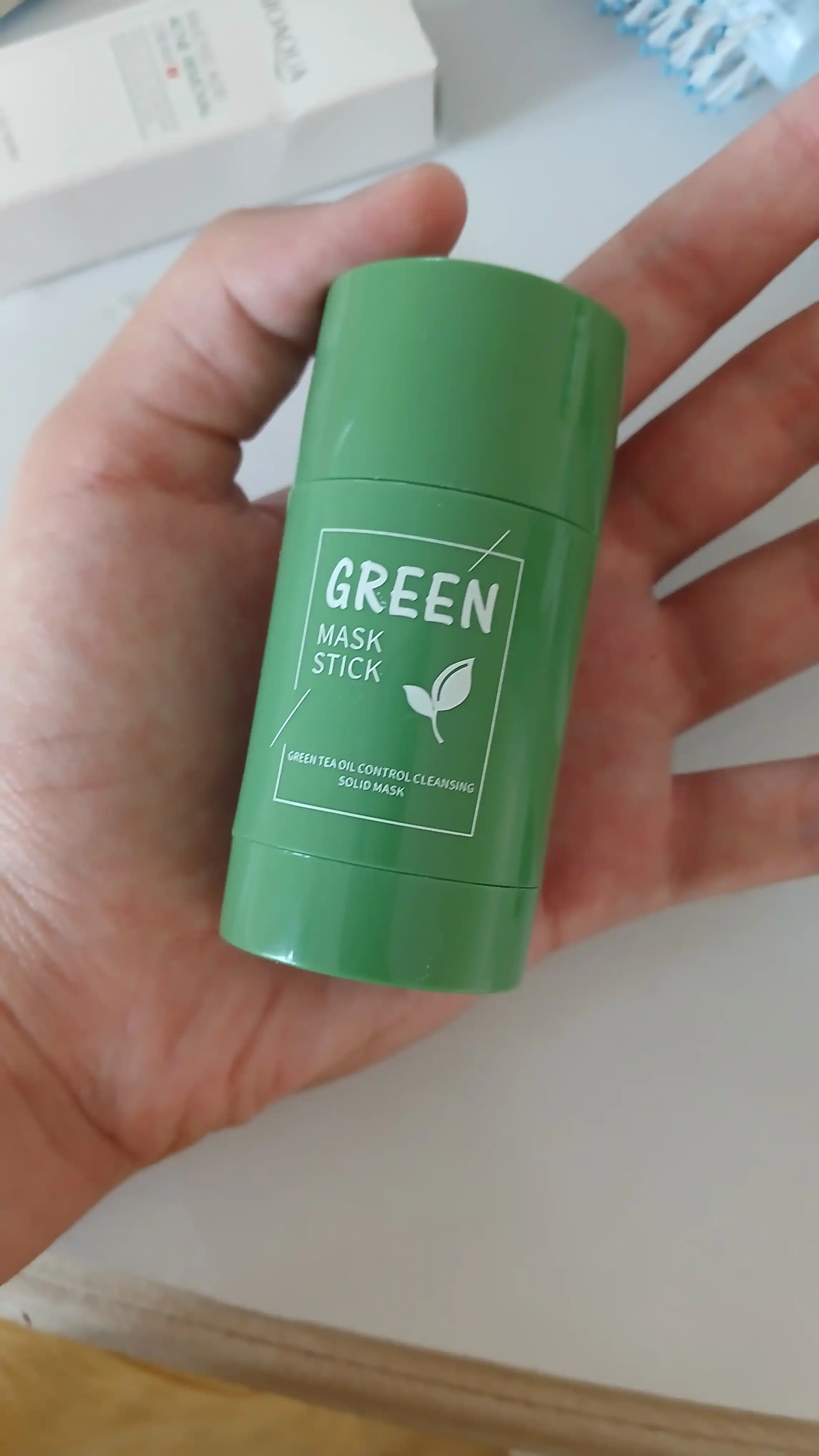 Глина для ухода за лицом, против черных точек и акне, стик Green Mask Stick