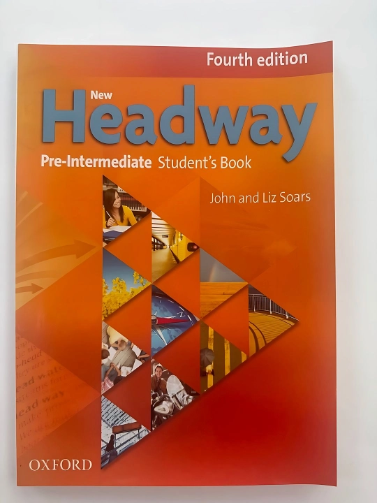 Headway Pre-Intermediate Student's Book - 