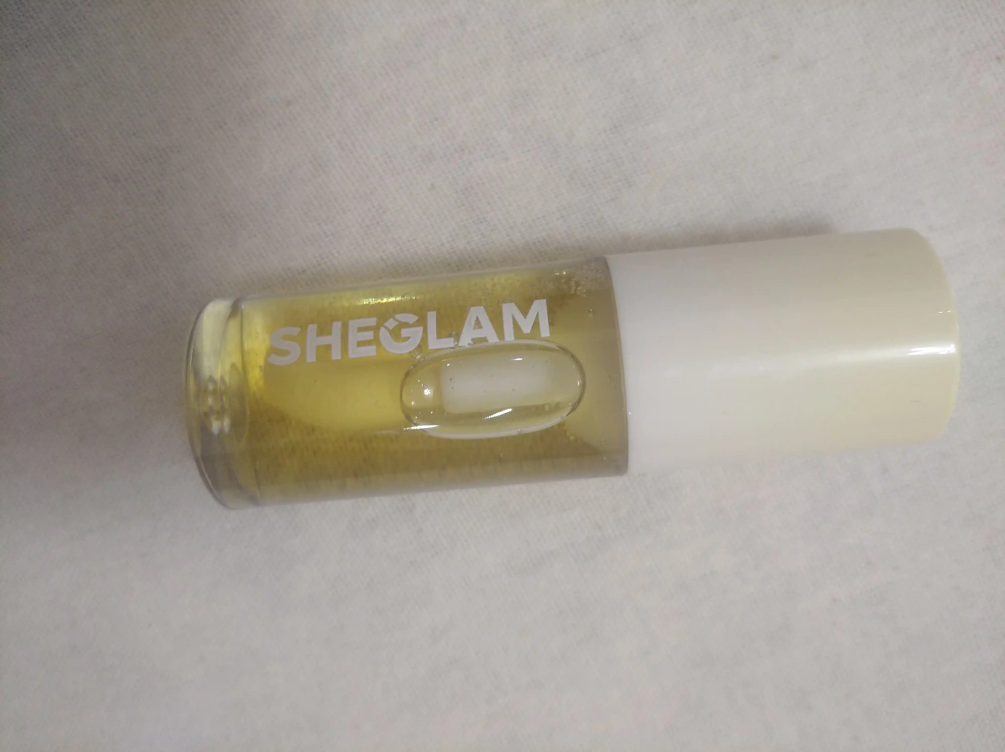 SHEGLAM lab uchun shaffof yaltiroq sariyog‘, kattalashtirish, namlash va oziqlantirish