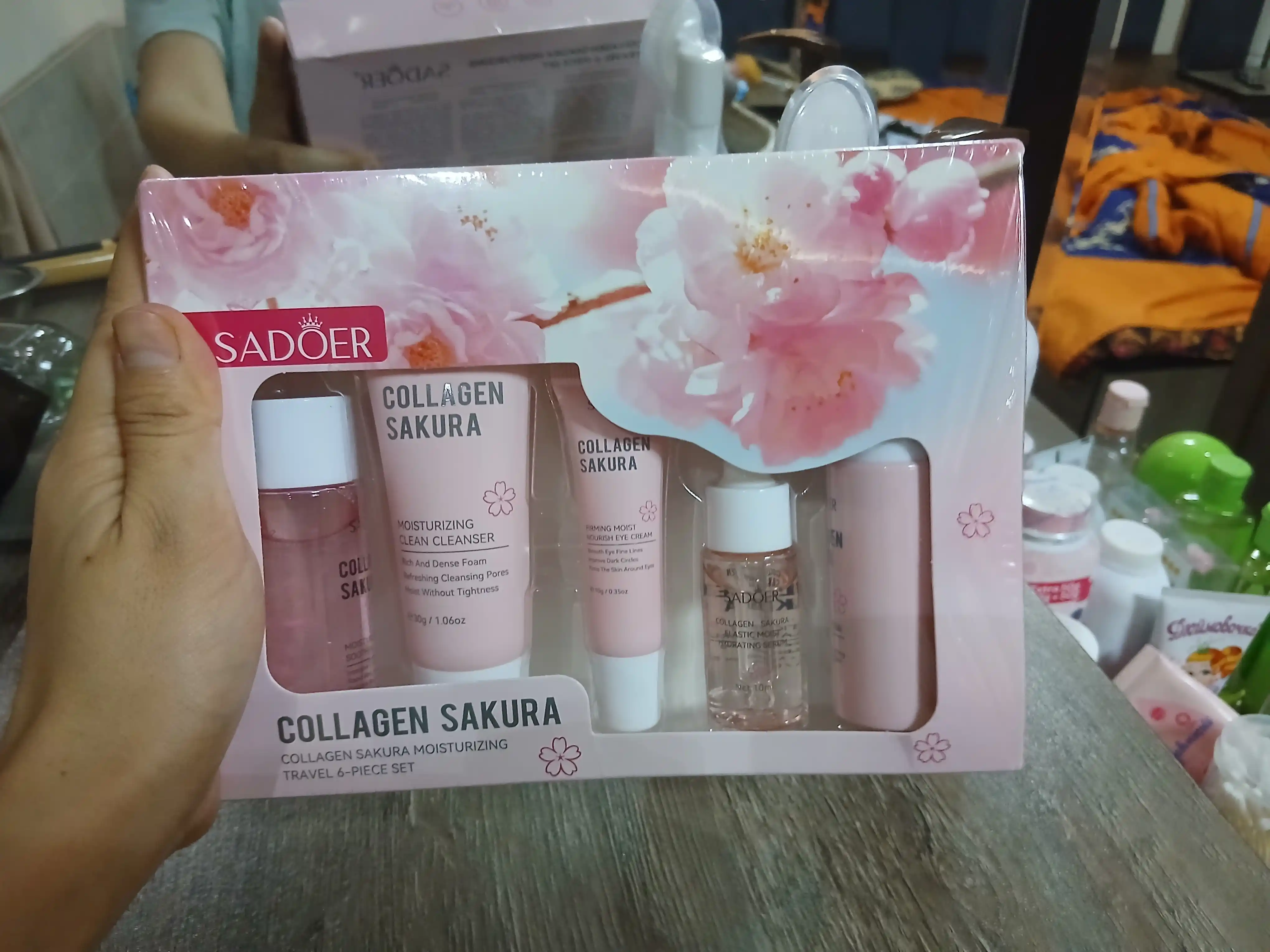 SADOER Collagen Sakura yuz parvarishi to‘plami 6 dona, kollagen va sakura ekstrakti bilan