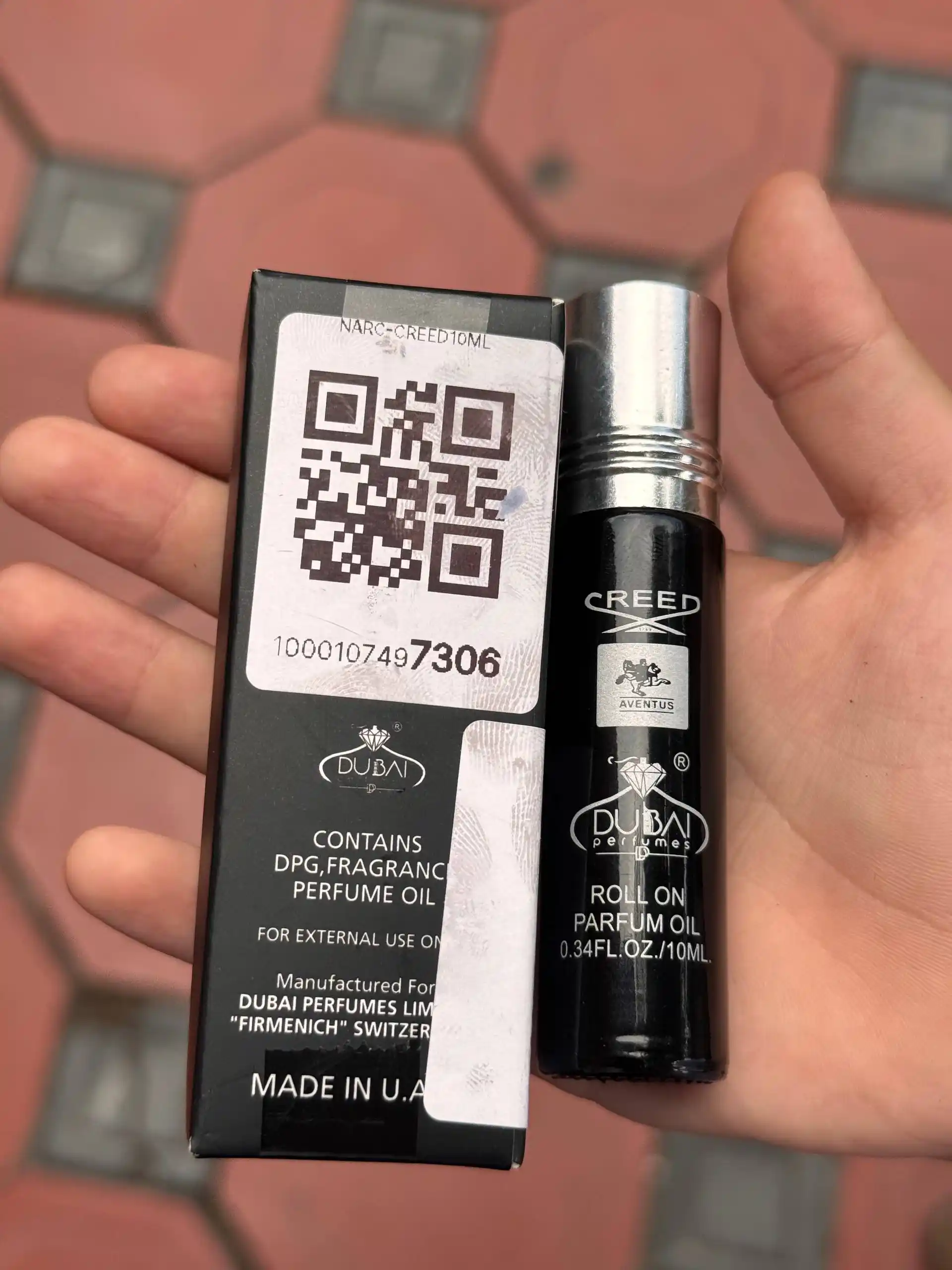 Yog'li atir Kirki ayollar va erkaklar uchun, 10 ml