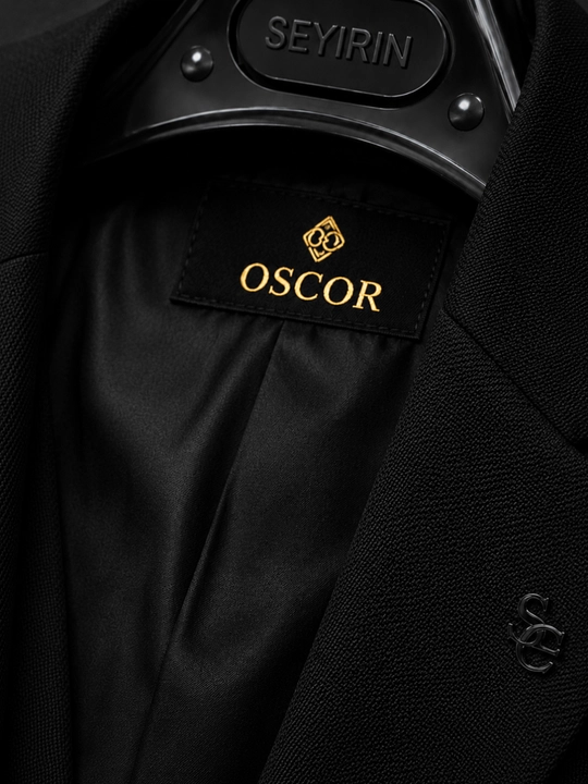 OSCOR Premium o‘g‘il bolalar klassik kostyumi, pidjak va shim, chexol-qadoqda