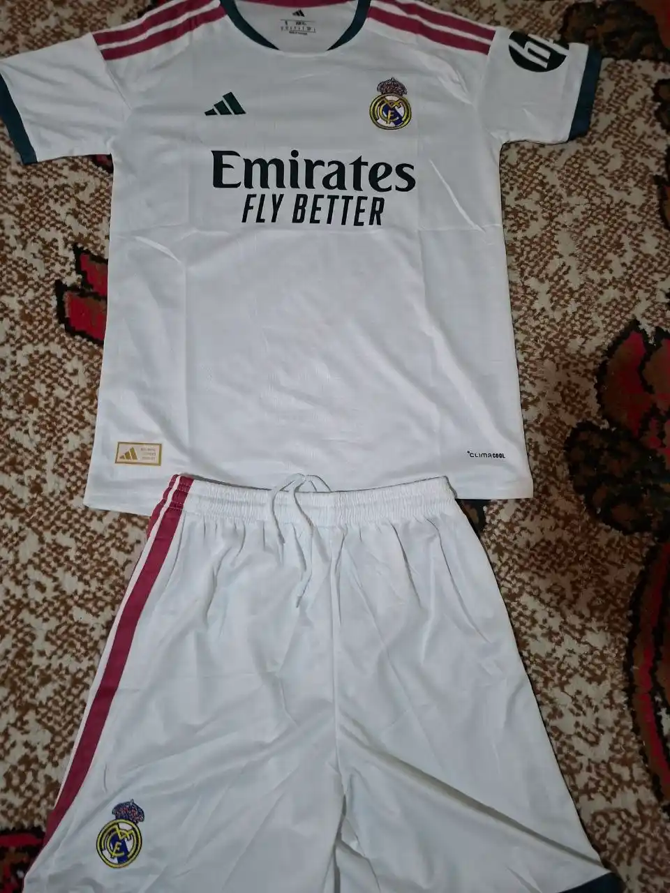Futbol formalari, Manchester United Retro, Real Madrid, Milan Retro