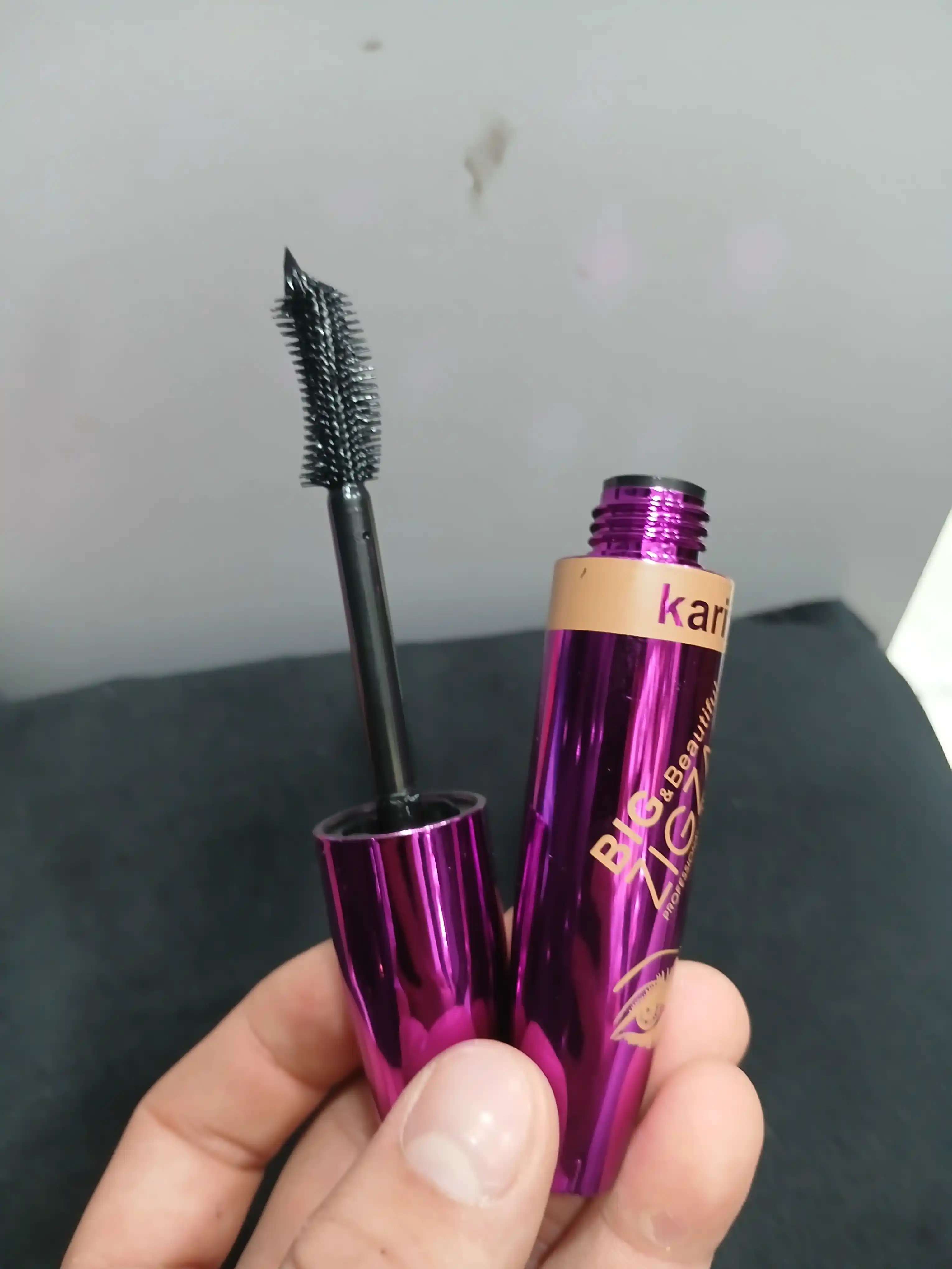 Kiprik uchun tush, uzaytiruvchi va suvga chidamli, Mascara, ko'z tush