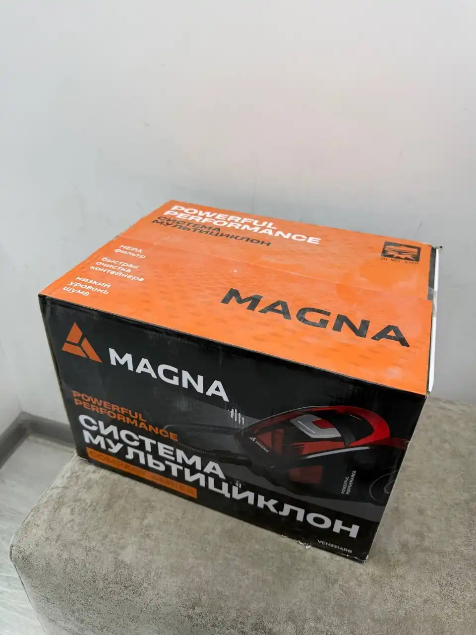 Пылесос Magna VCH2314, 1200 Вт мощность, 2 л объём