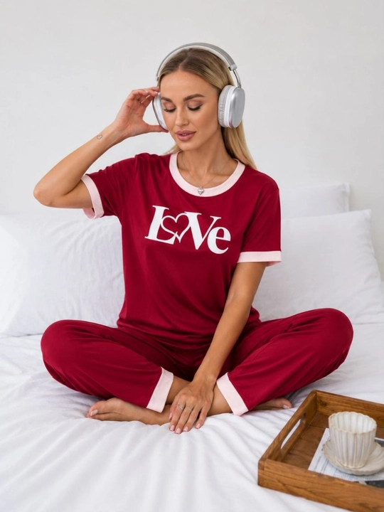 Love shortili ayollar yozgi pijamasi - uyqu va dam olish uchun yumshoq, qulay uy to‘plami