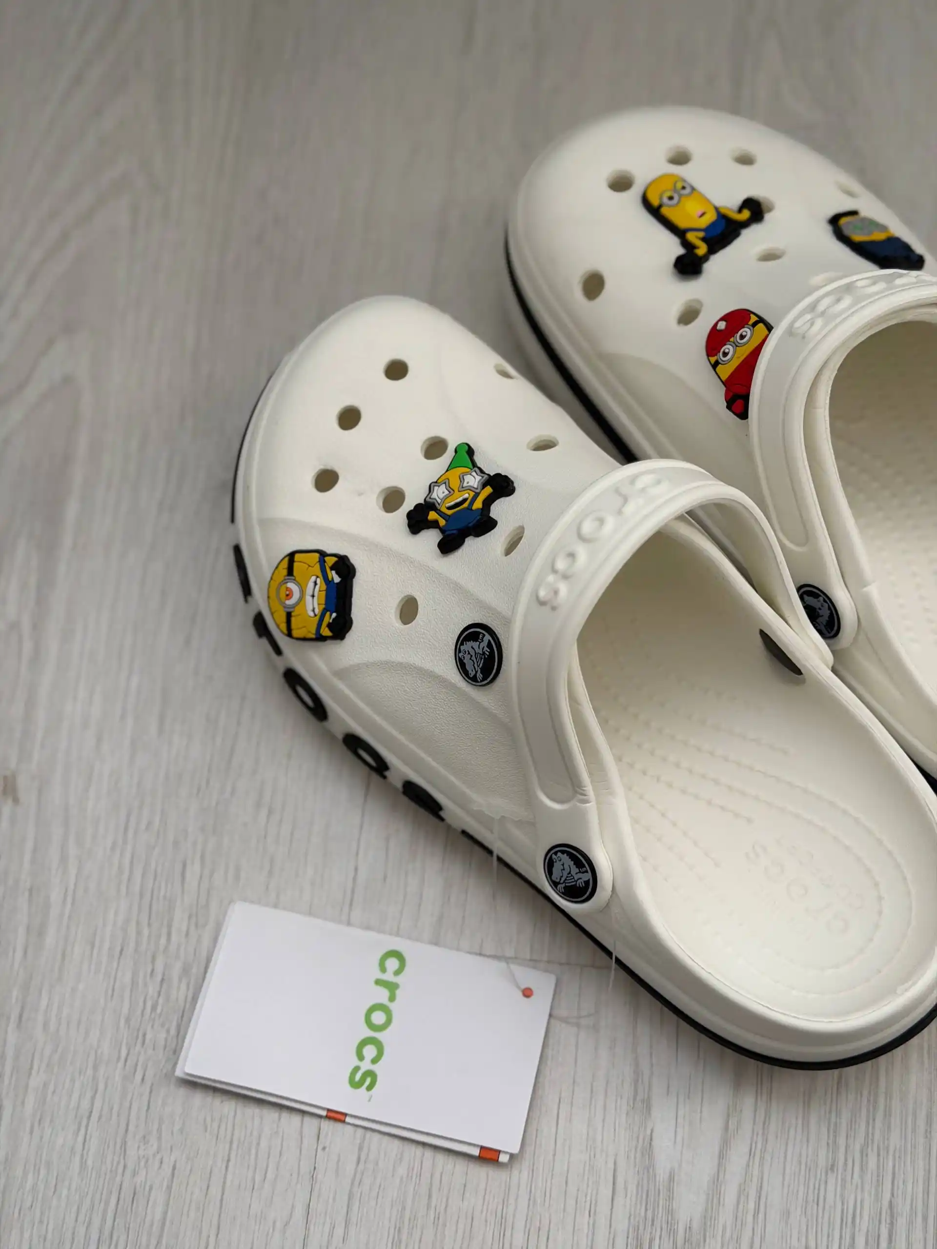 Украшения для обуви Jibbits