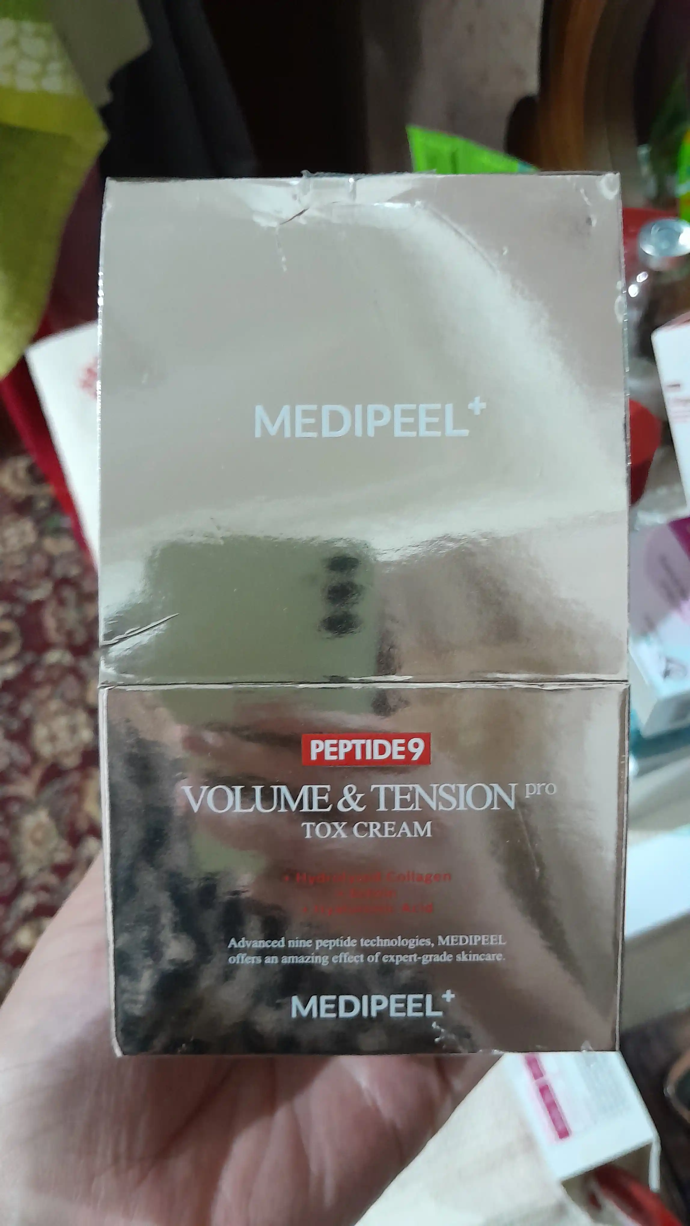 Peptidli qarishga qarshi lifting-kremi Medi-Peel Peptide 9 Volume & Tension Tox Cream PRO