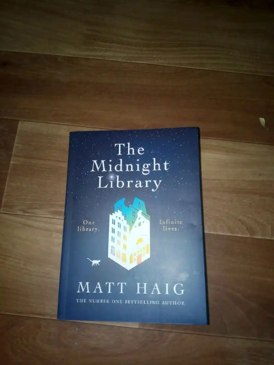 The midnight library. Matt Haig (Книга на английском языке) 