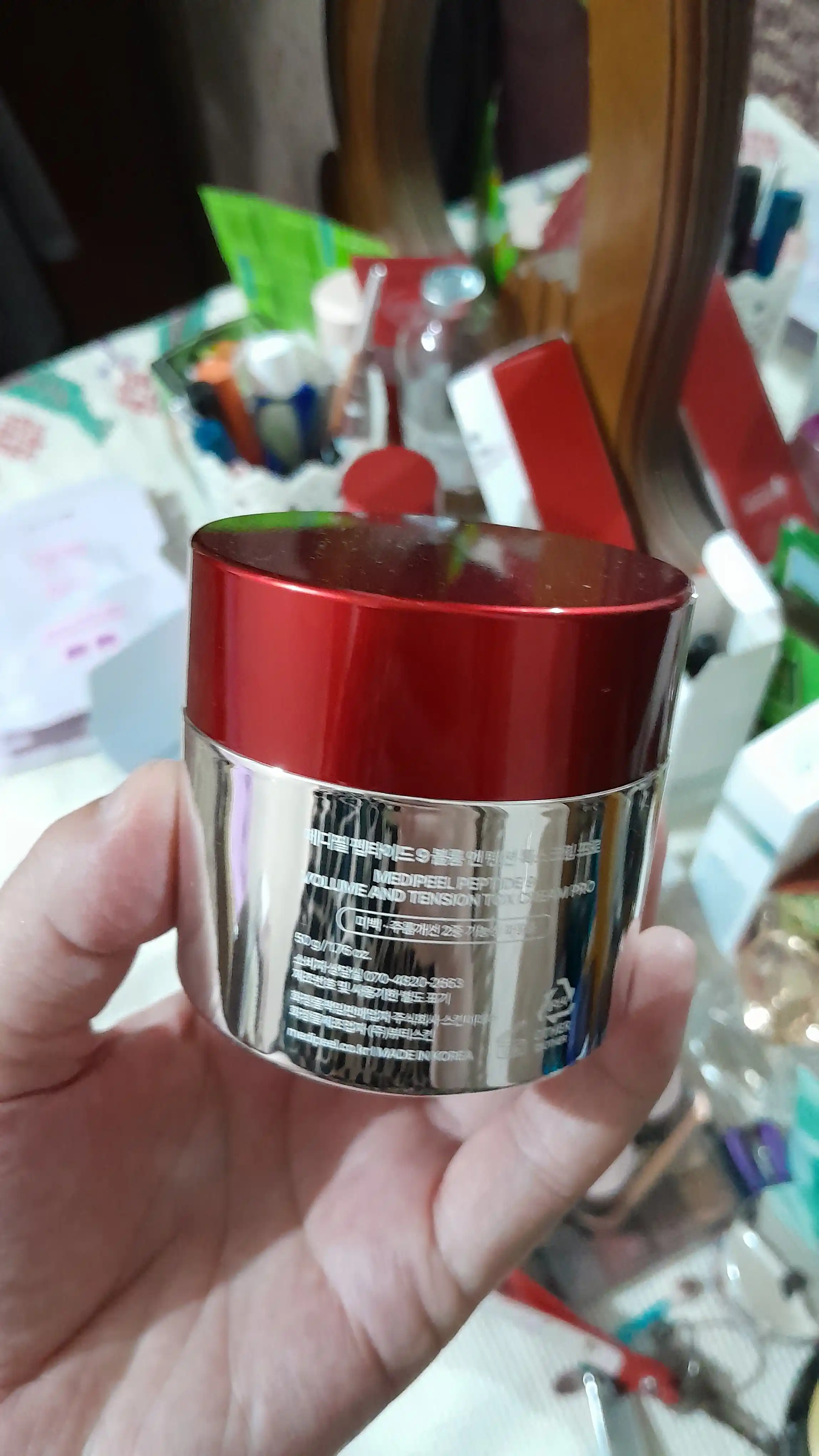 Medipeel Peptide 9 Volume & Tension Tox Cream Pro - ajin uchun peptidli krem