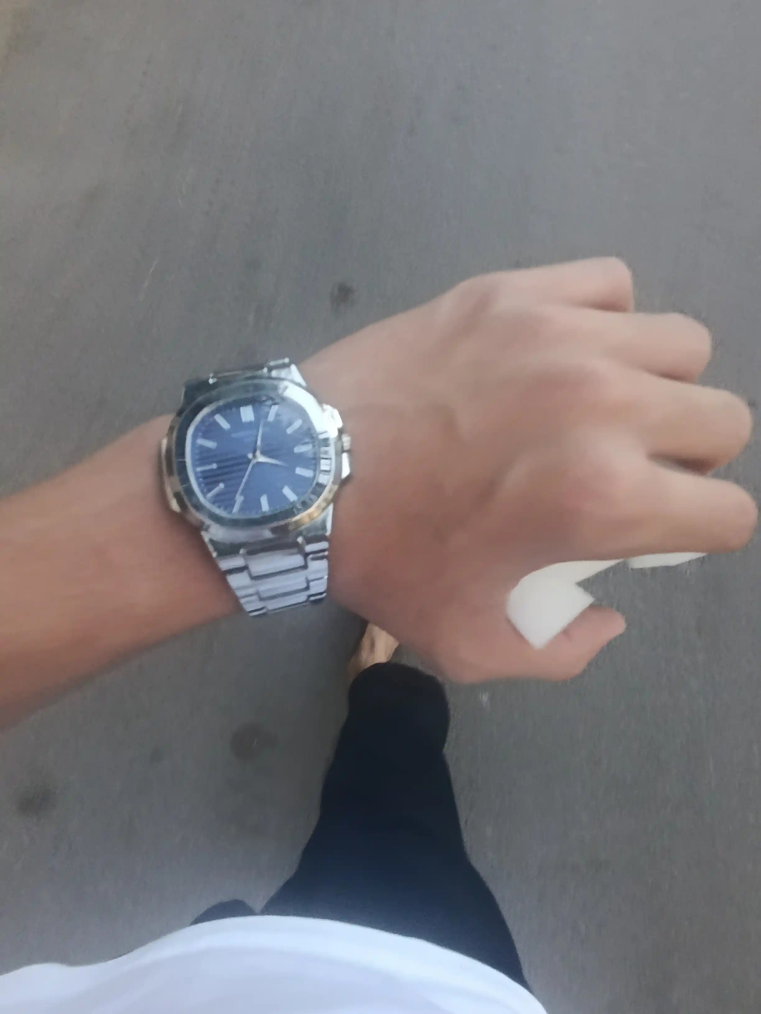 Erkaklar qo'l soati Patek Philippe naqshli qo'l soatlari, sovg'a o'ramida